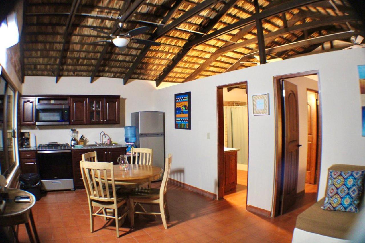Bungalow with Sea View - Photo 3