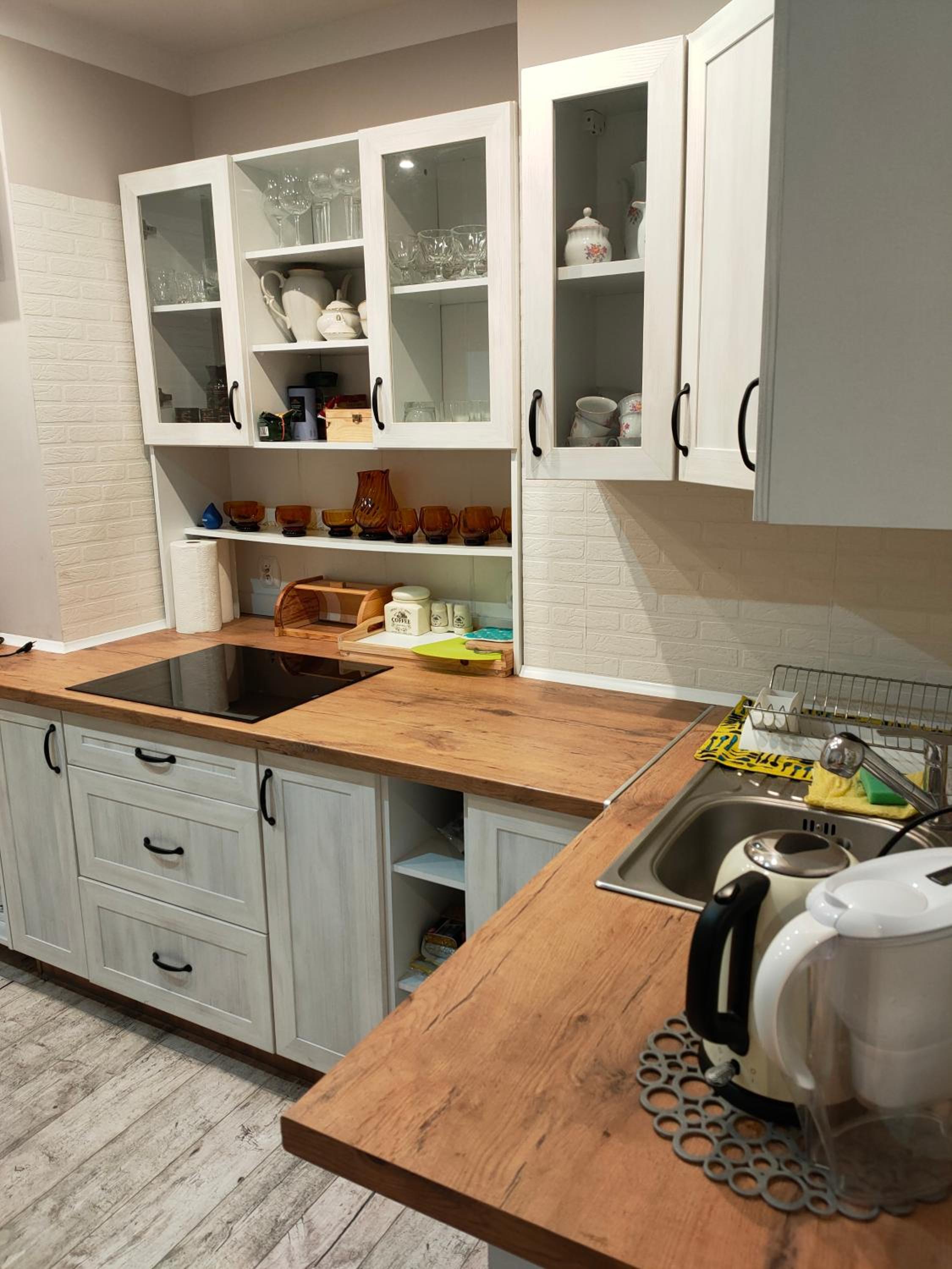 Studio Apartment - Photo 15