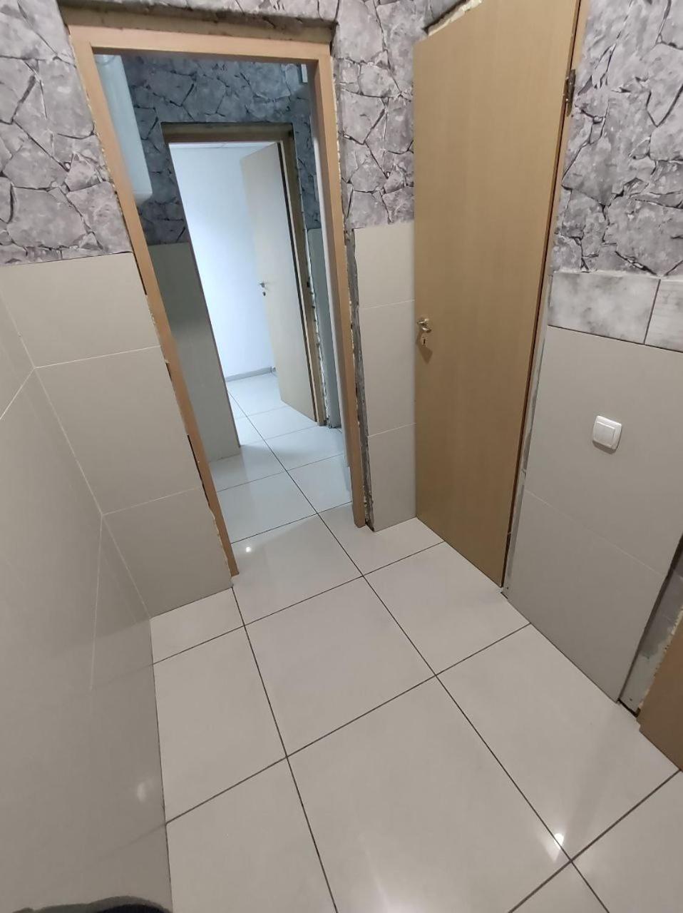 Triple Room with Shared Toilet photo 3