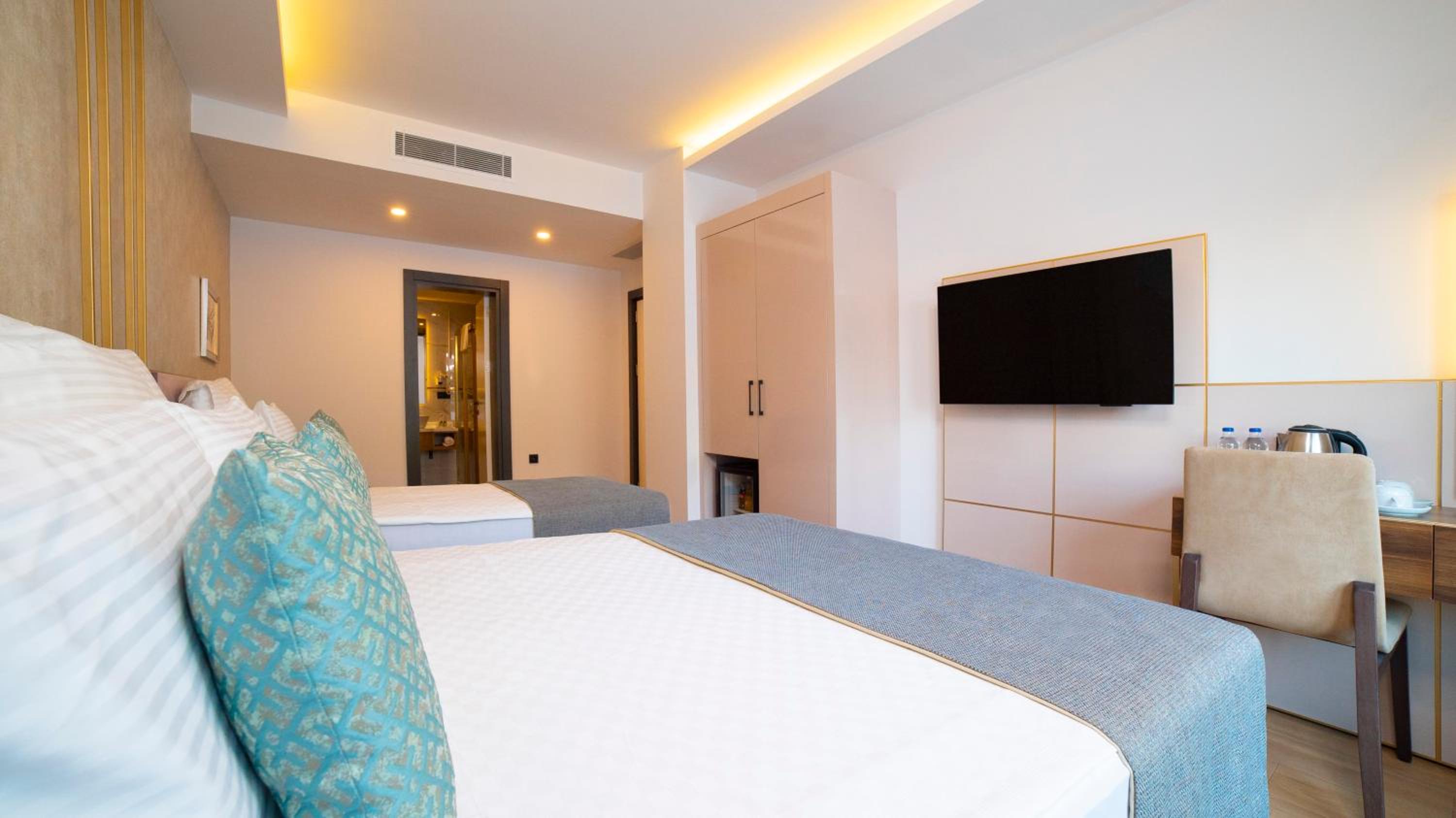 Superior Quadruple Room