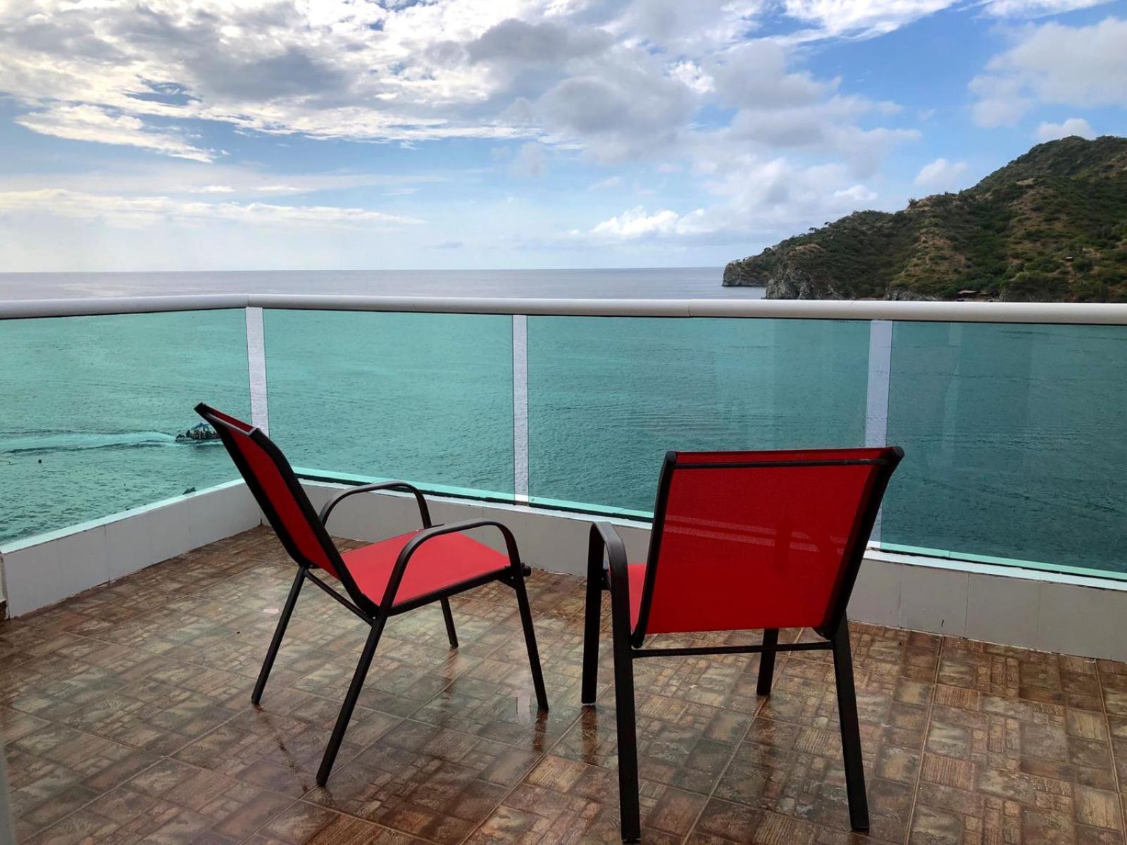 Deluxe Twin Room With Sea View photo 2