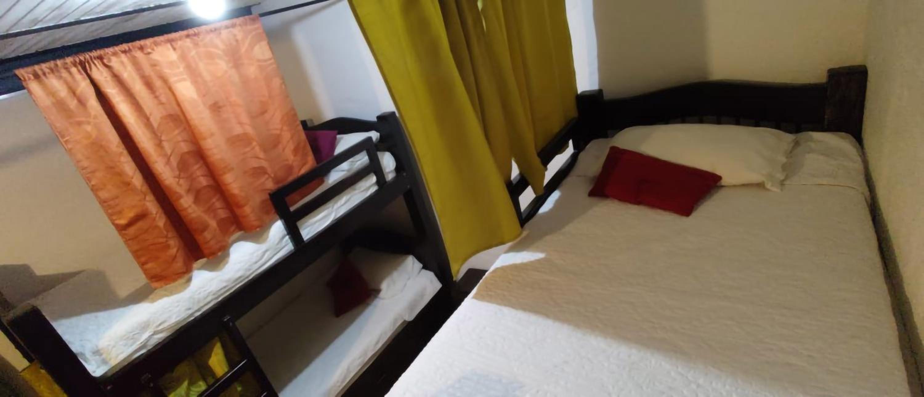 Bed in 6-Bed Mixed Dormitory Room photo 2