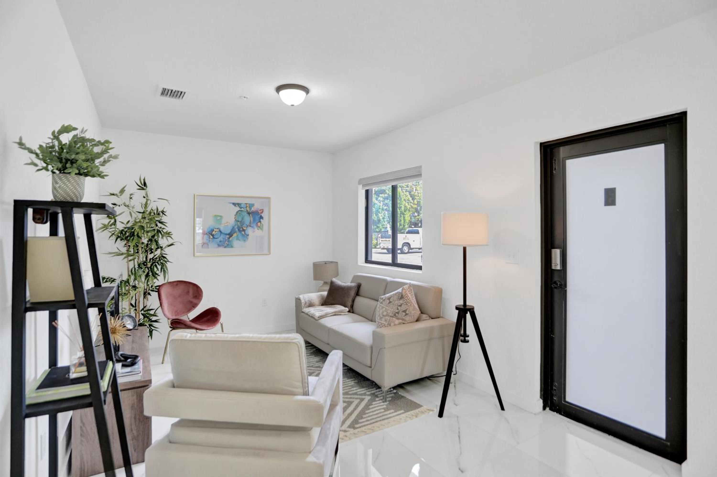 Two-Bedroom Family Apartment photo 3