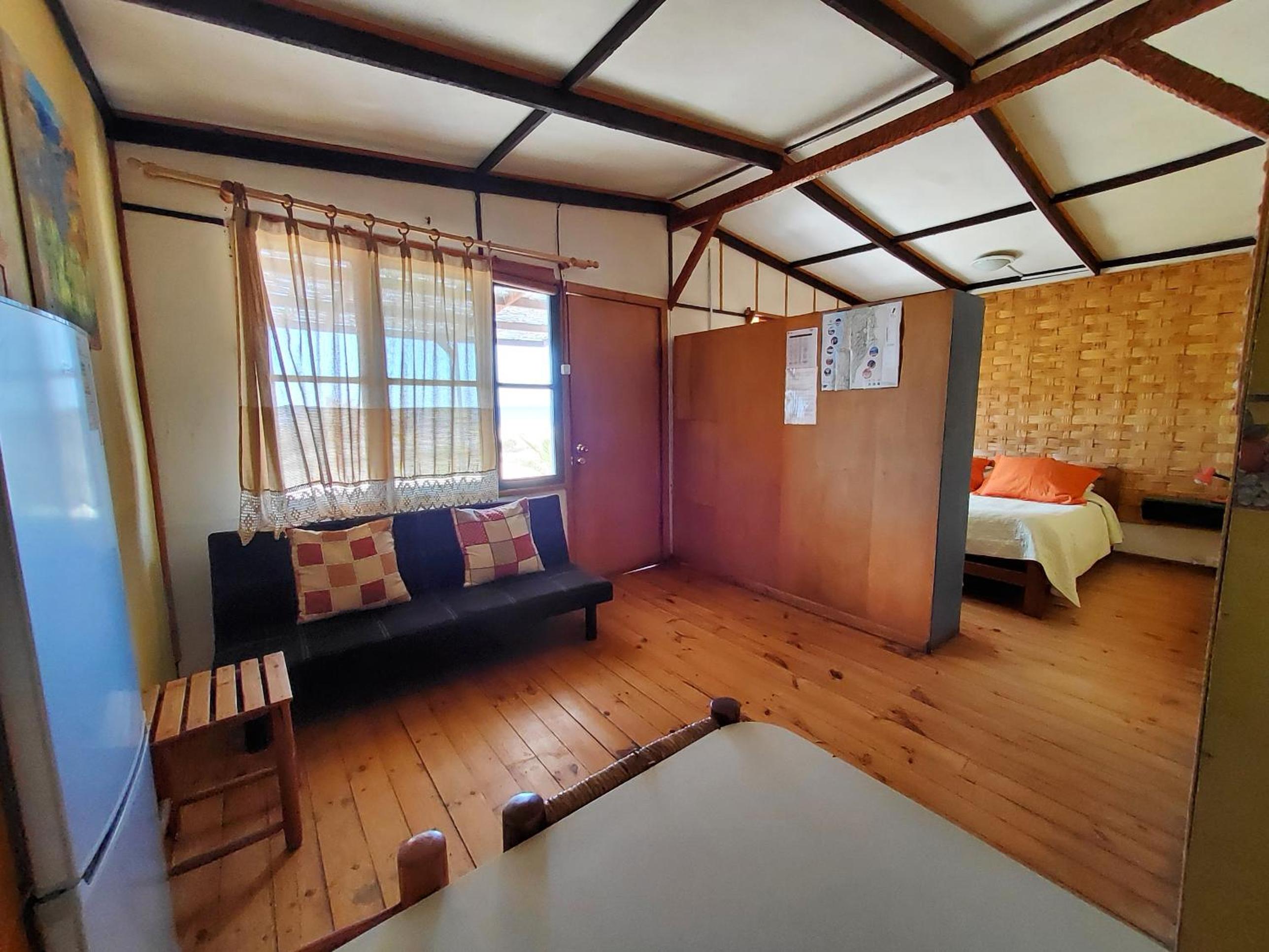 One-Bedroom Cabin photo 1