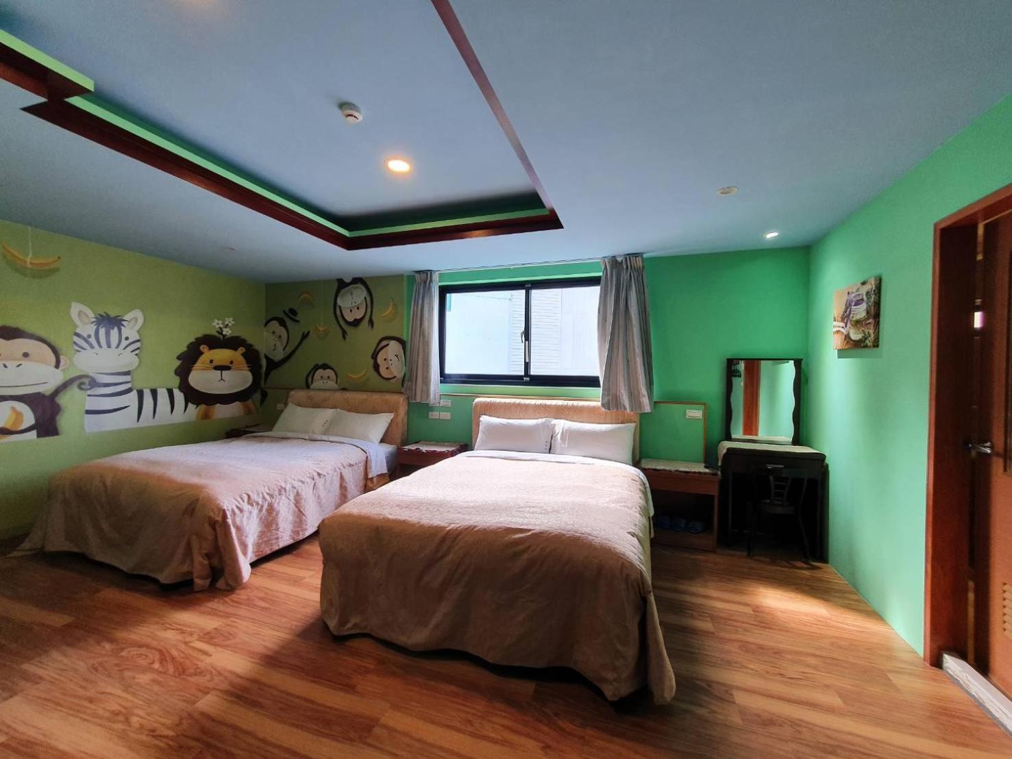 Standard Quadruple Room photo 2