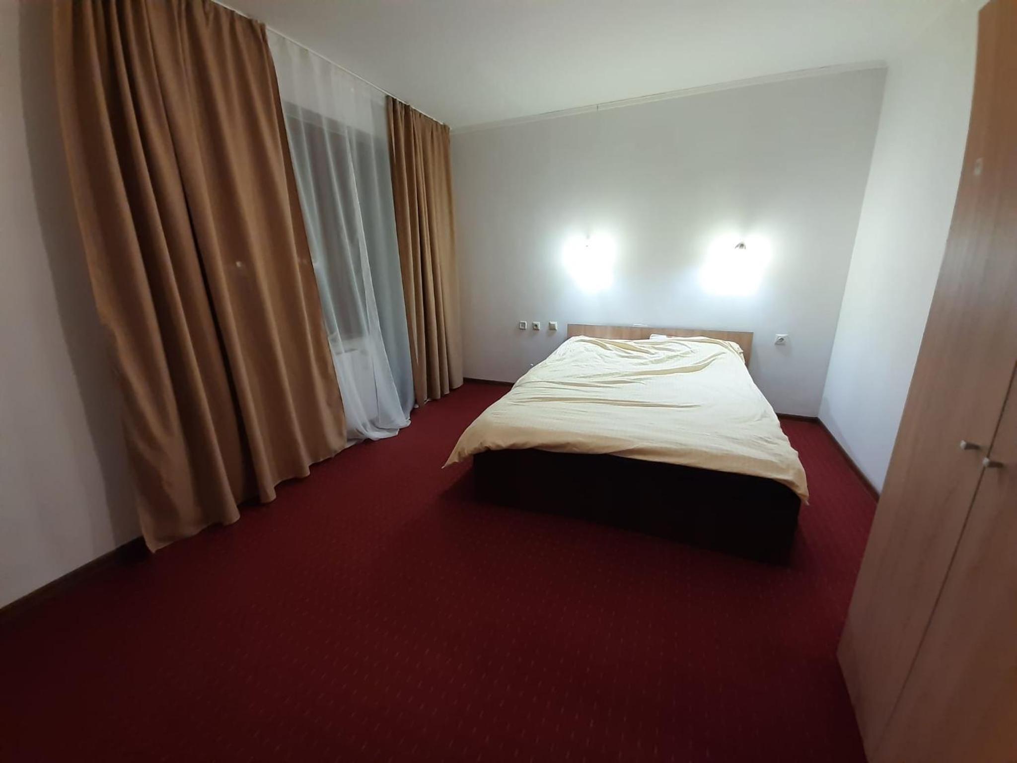 Deluxe Double Room with Balcony - Photo 1