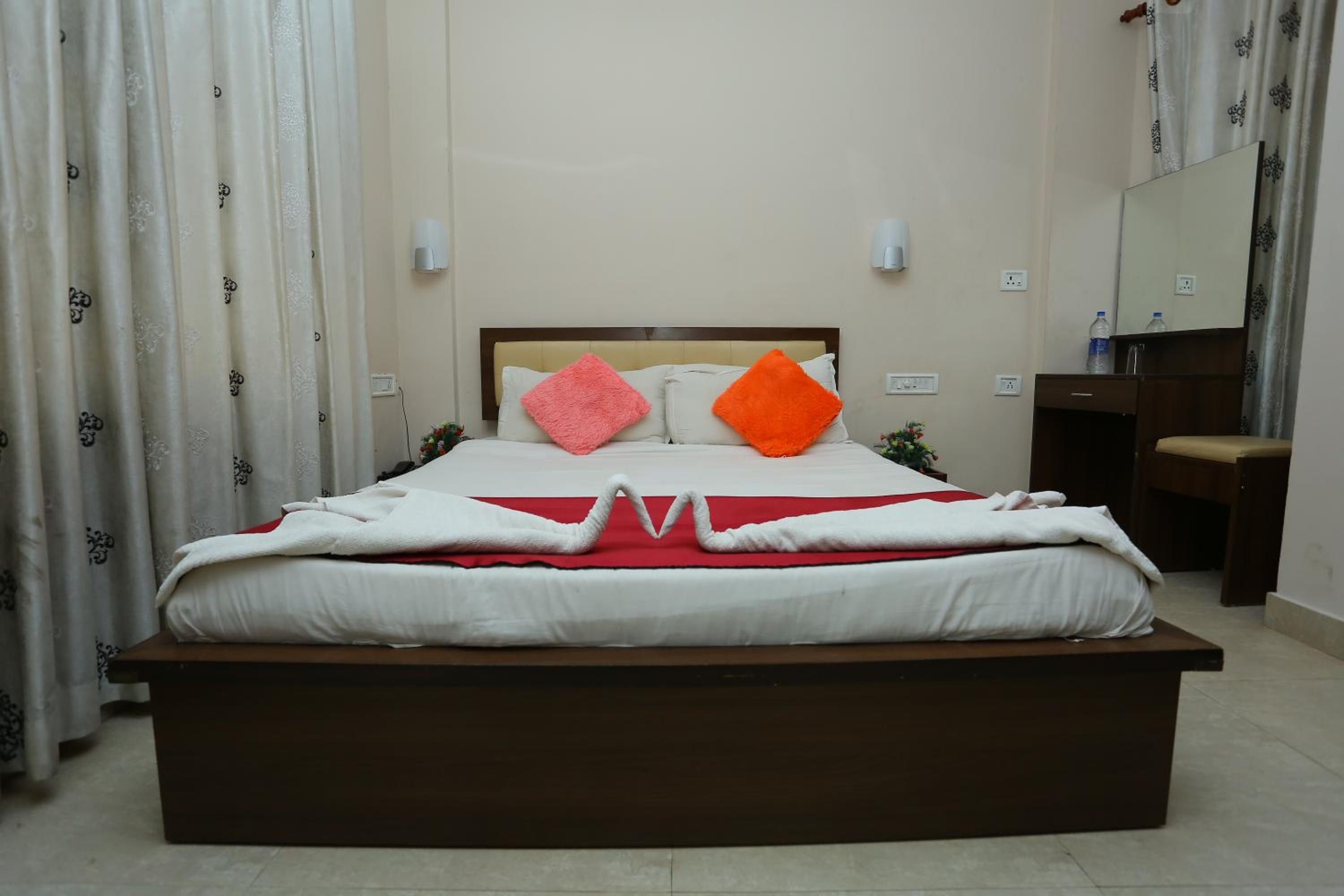 Standard Double Room - Photo 29