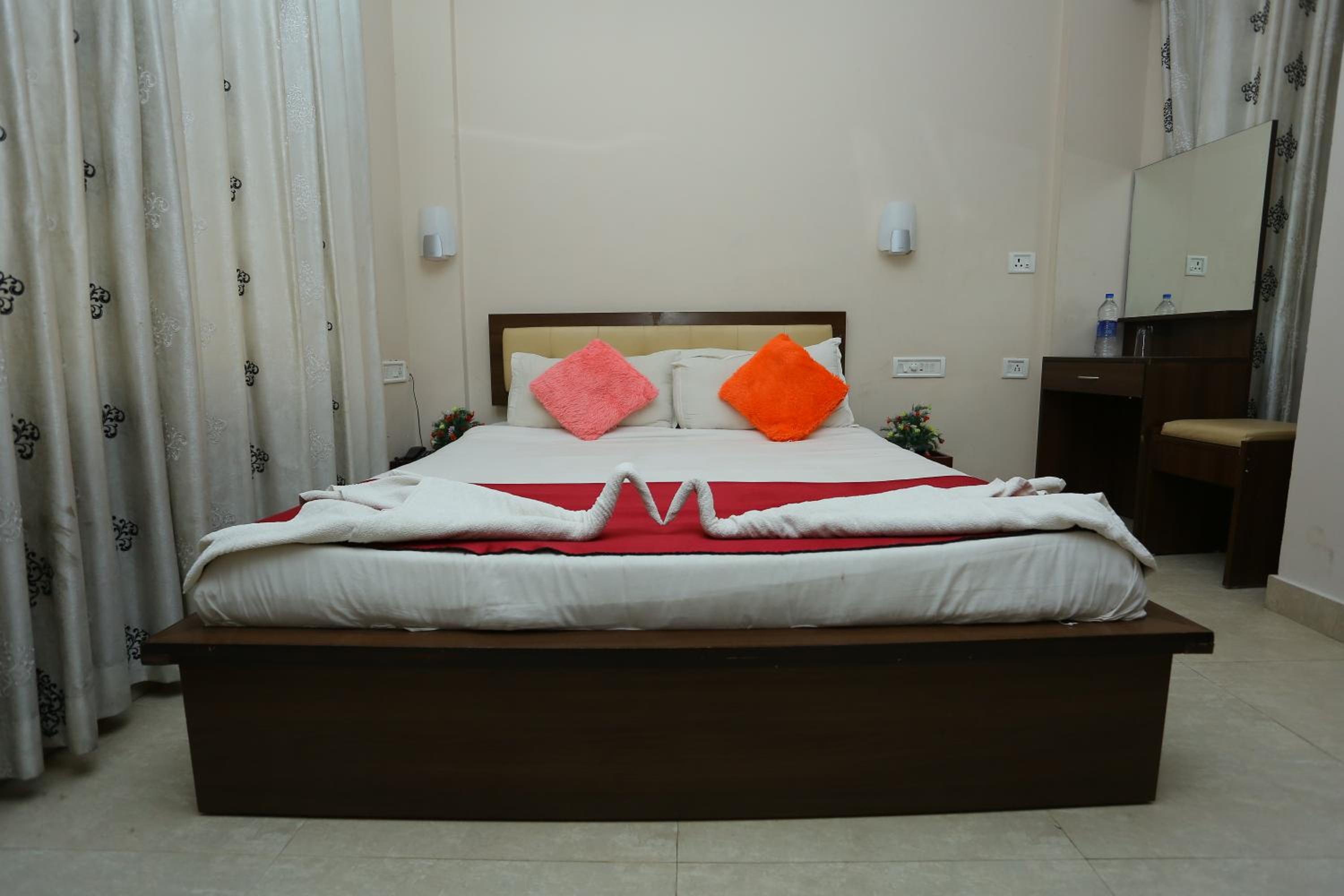 Standard Double Room - Photo 27