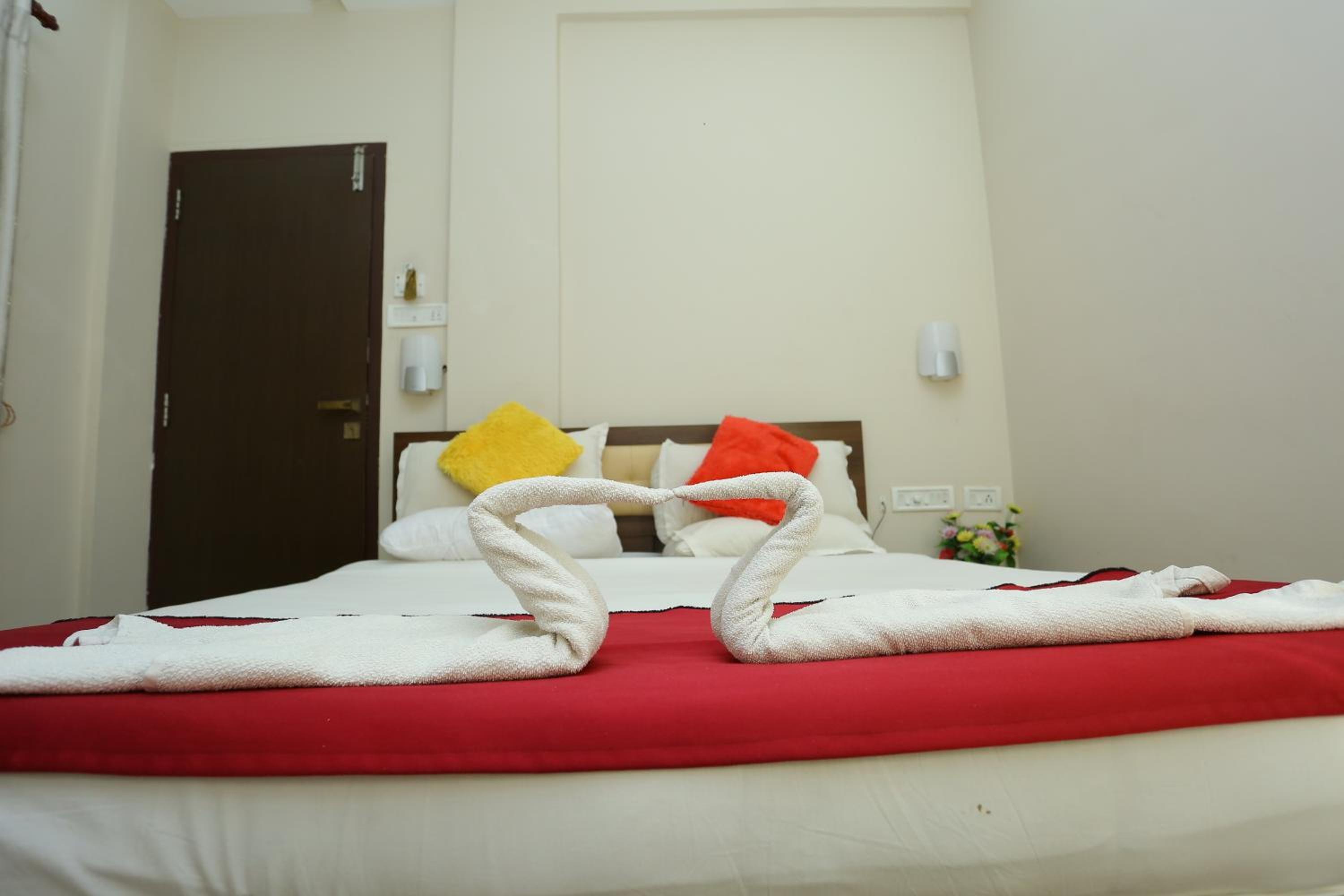 Standard Double Room - Photo 25