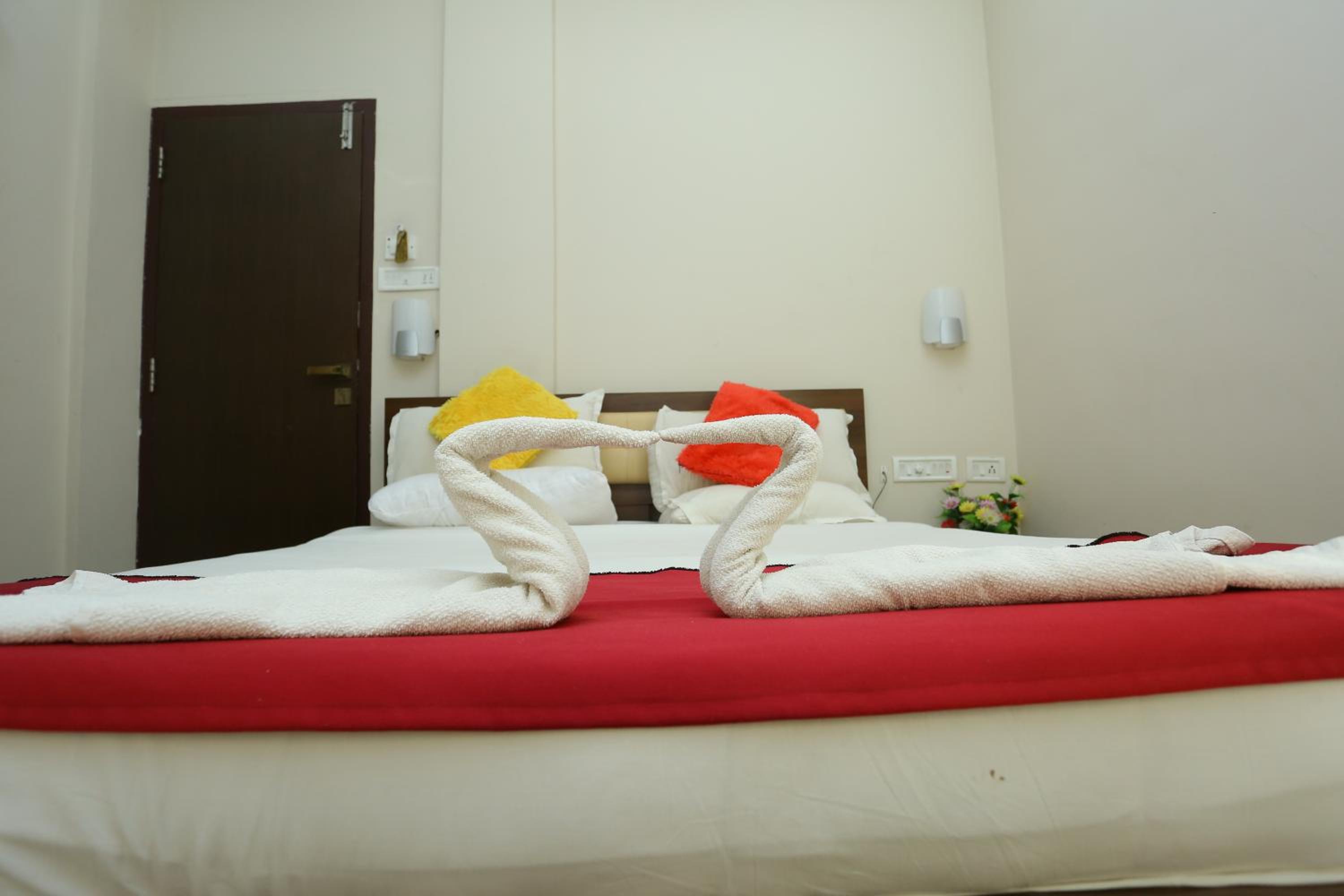 Standard Double Room - Photo 14
