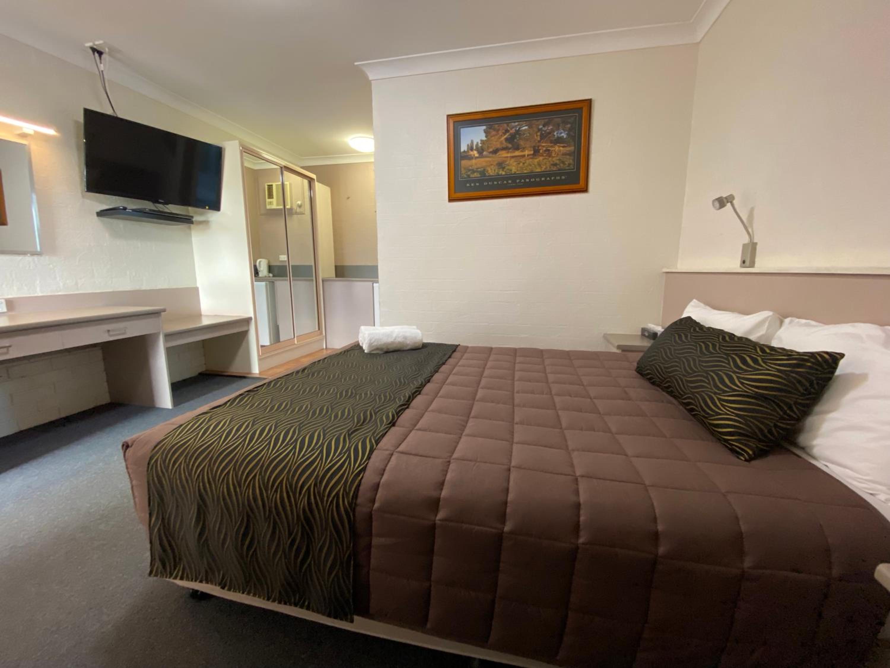 Deluxe Queen Room photo 2