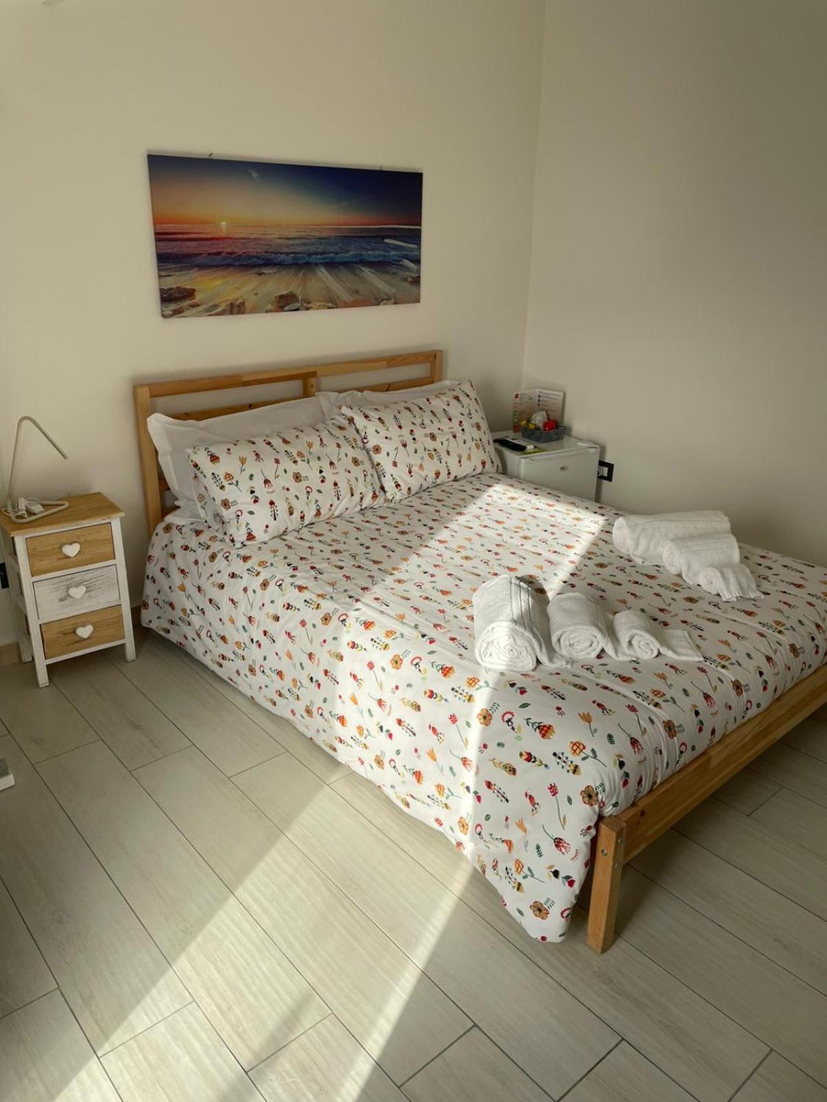 Double Room with Terrace - Photo 3