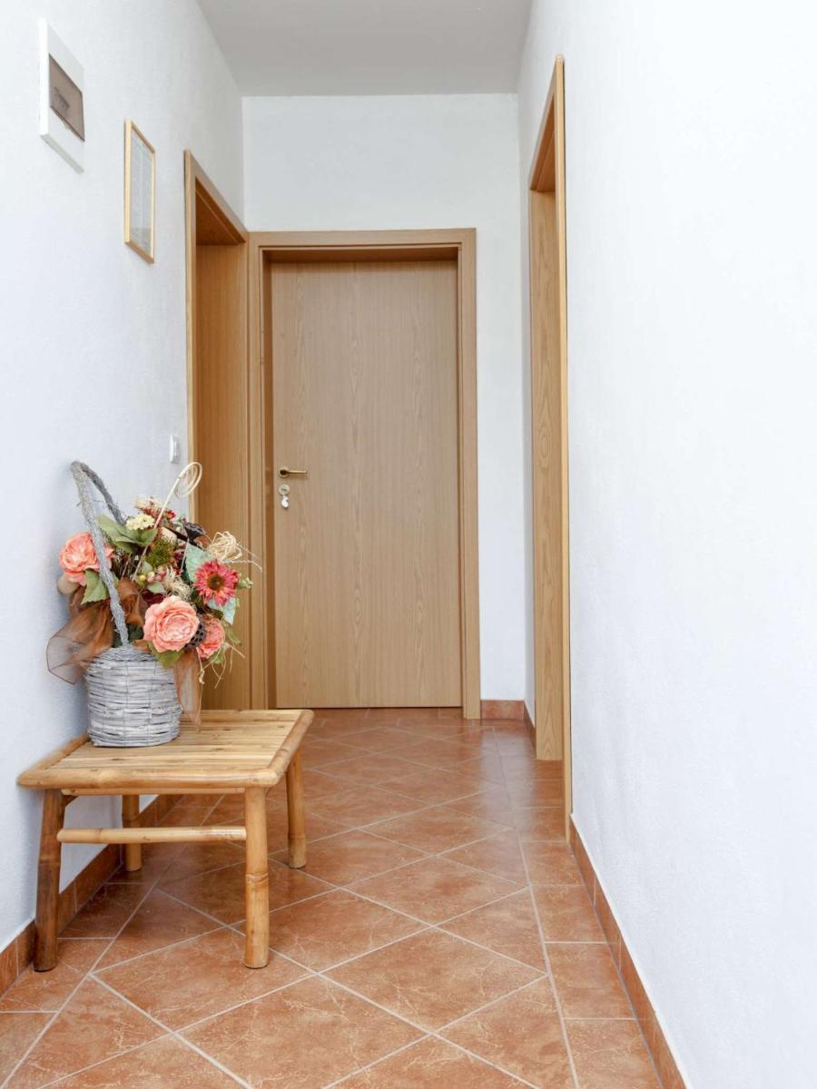 One-Bedroom Apartment with Balcony and City View - Photo 2
