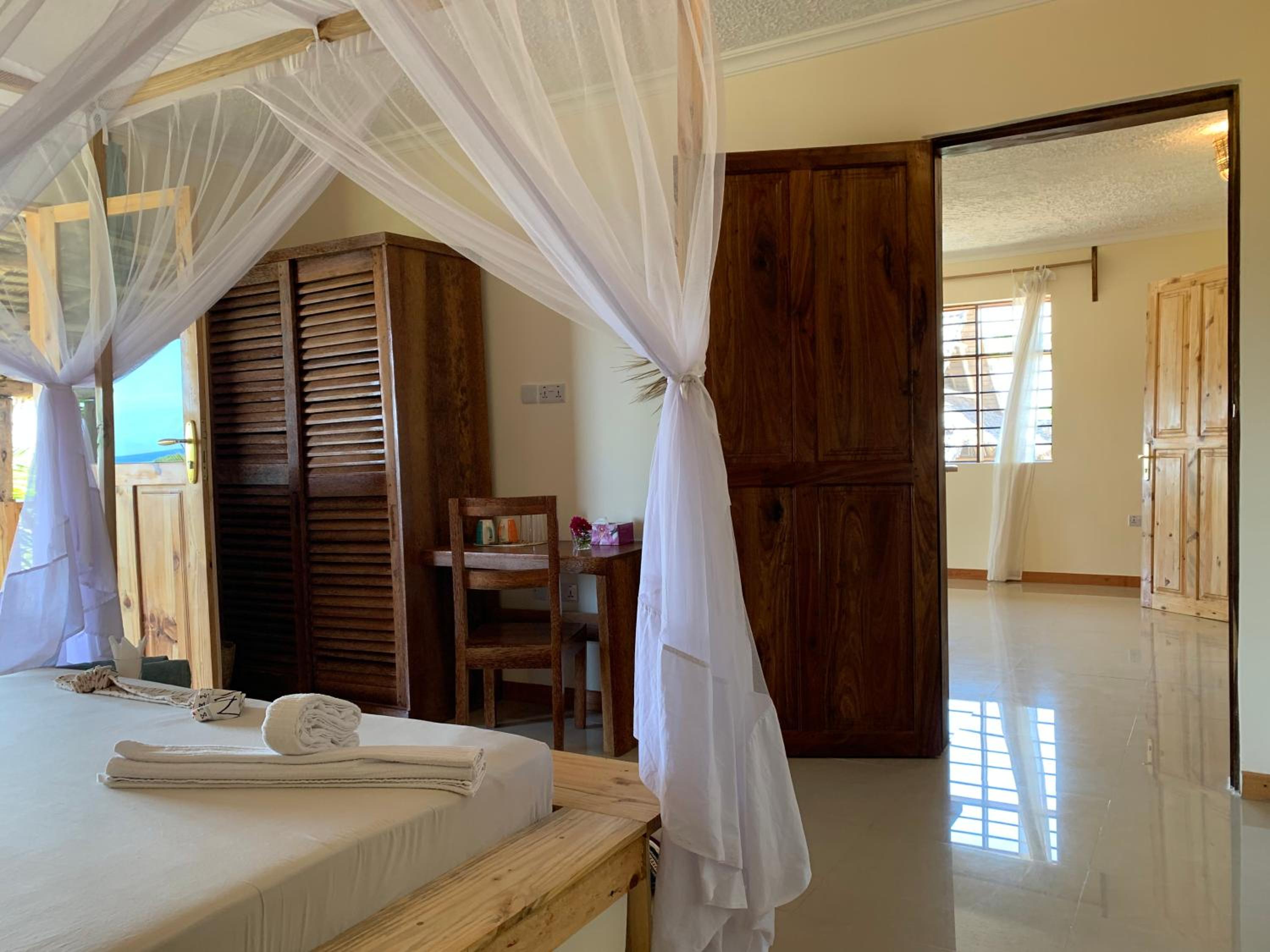 Deluxe Double Room with Sea View photo 3