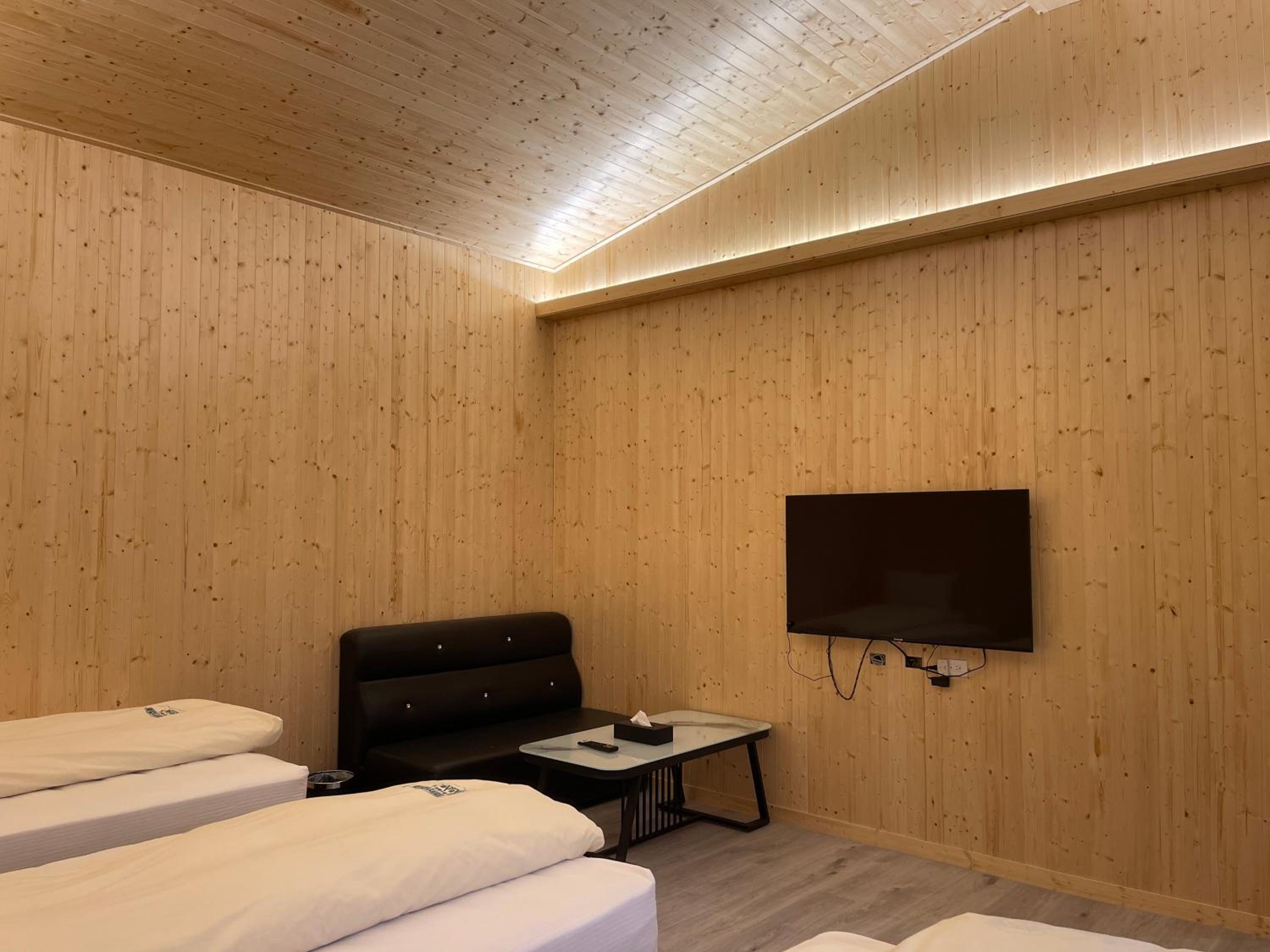 Quadruple Room with Bathroom photo 3