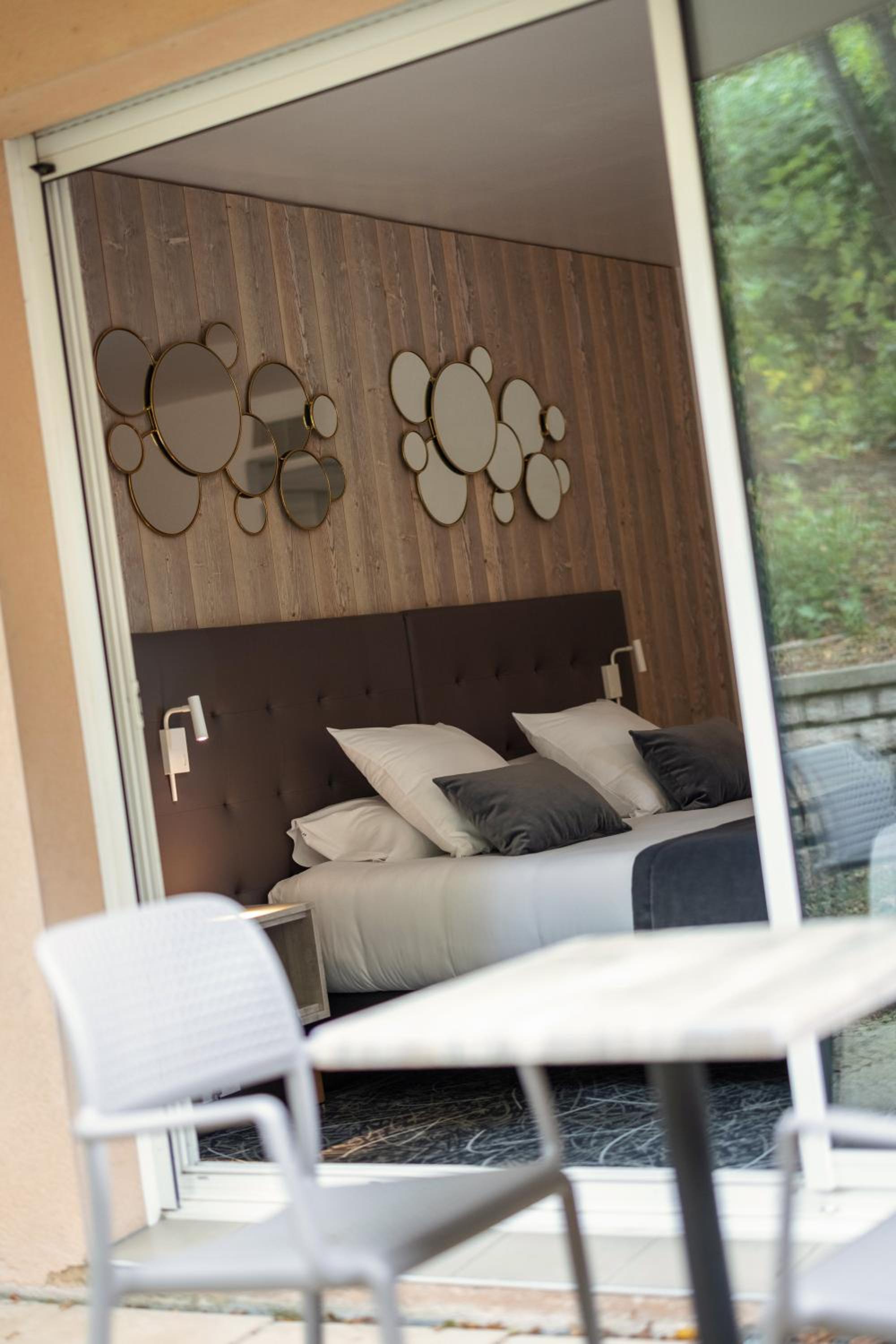 Superior Double or Twin Room photo 2