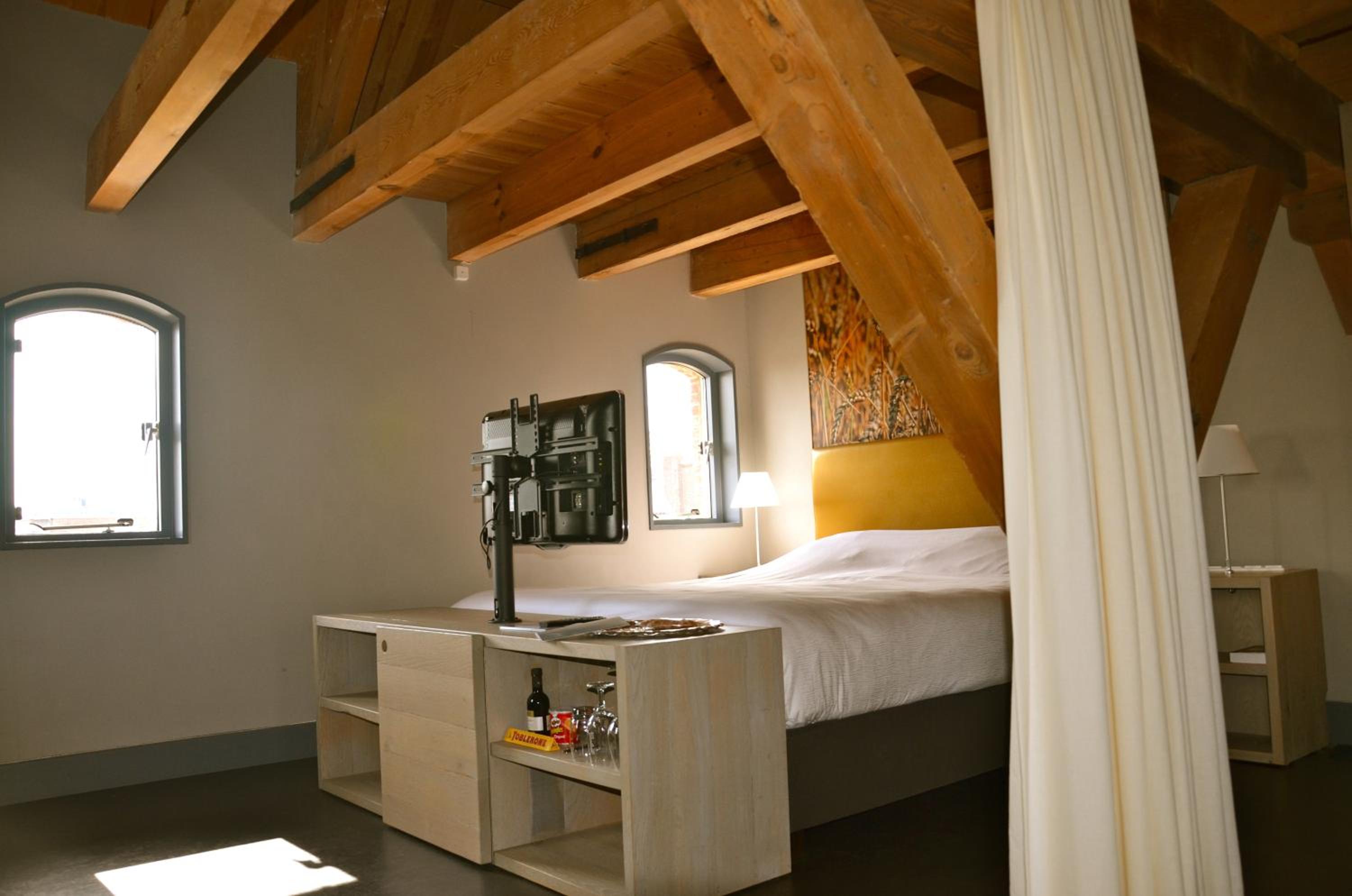 Standard Double Room - Photo 2