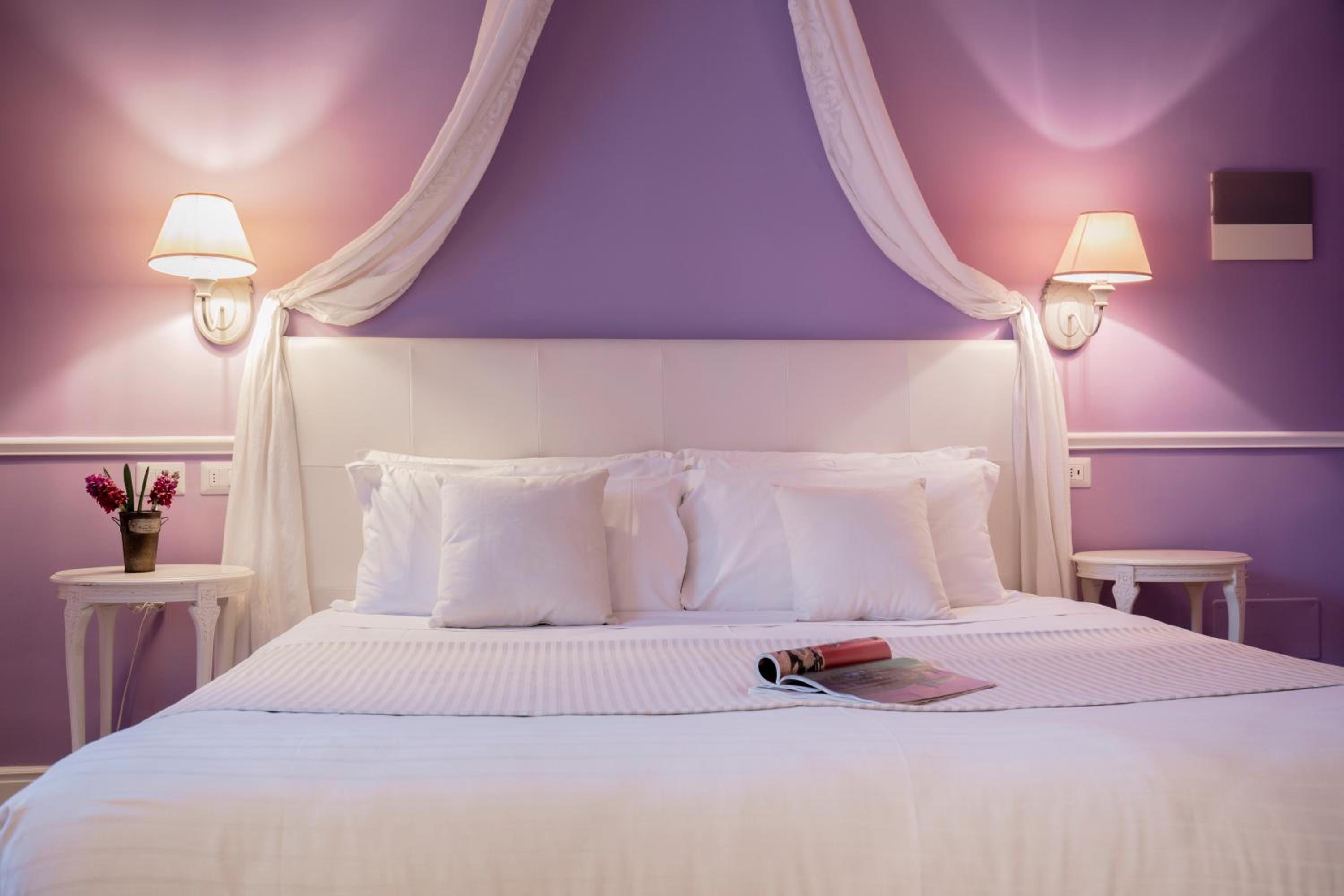 Deluxe Double Or Twin Room With City View photo 1