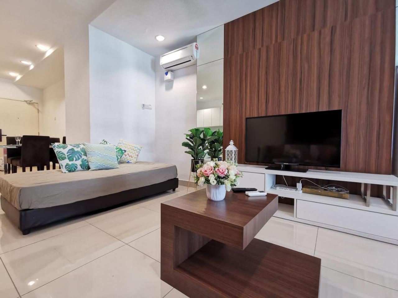 Studio Apartment - Photo 5