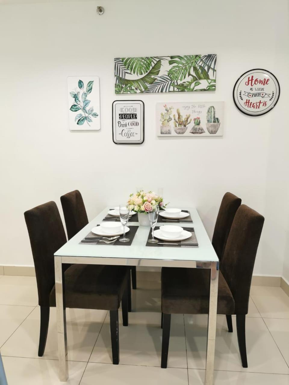 Studio Apartment - Photo 4