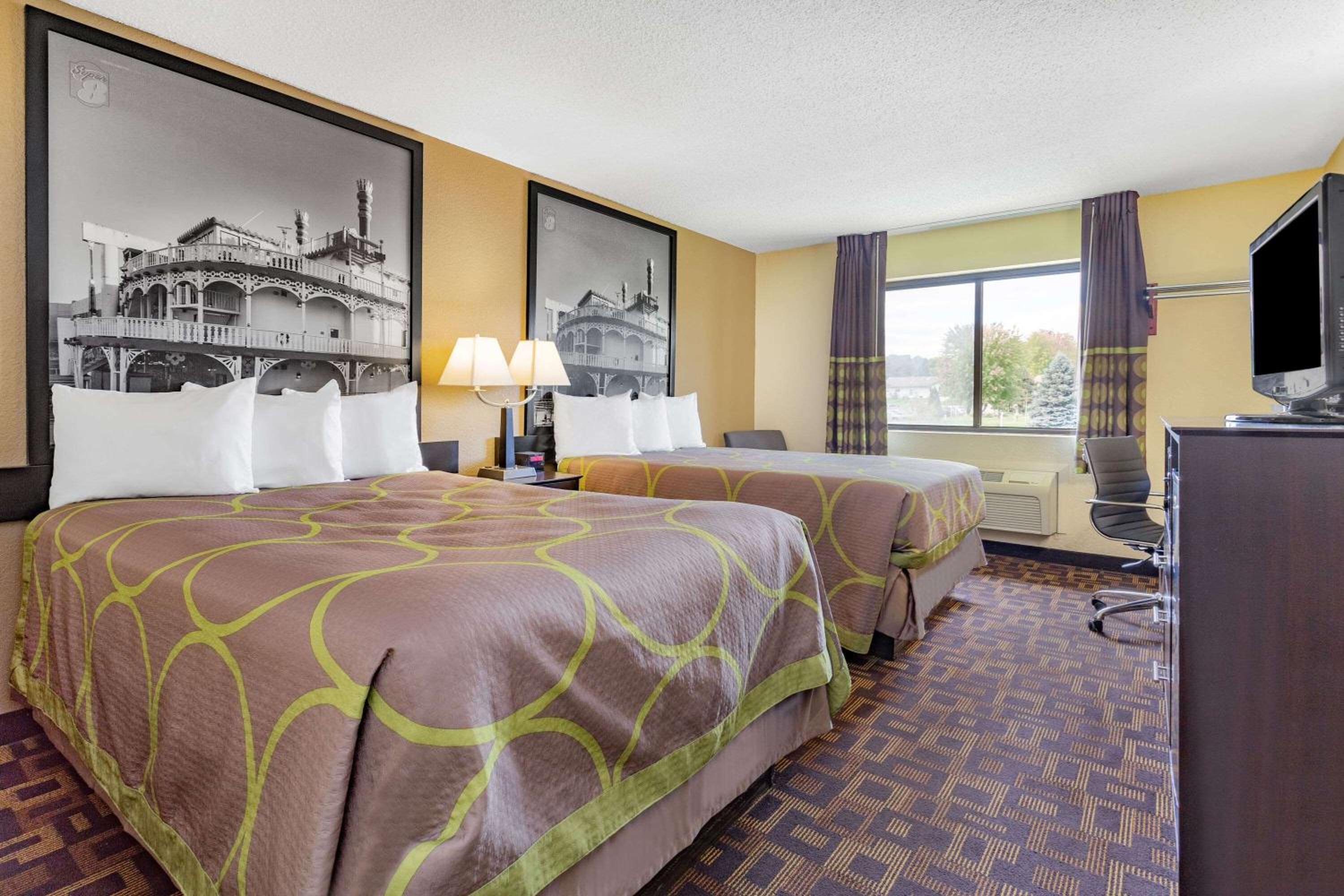 Deluxe Double Room with Two Double Beds - Non-Smoking