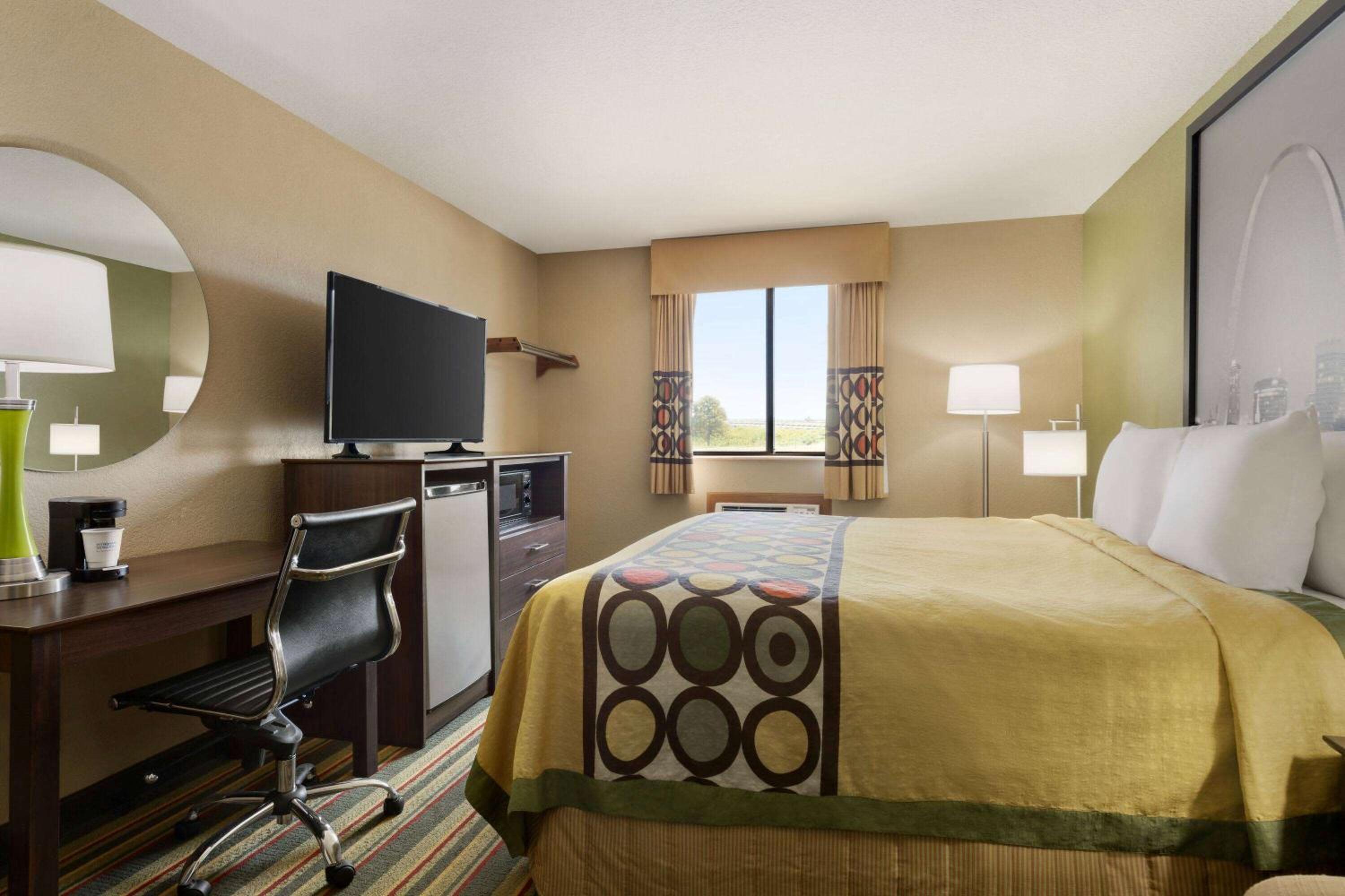 King Room- Non-Smoking - Photo 4