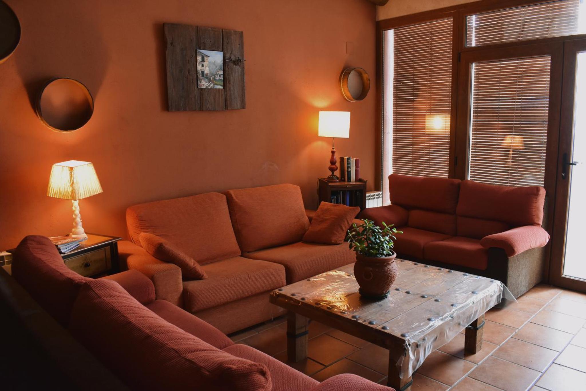 Four-Bedroom House - Photo 18