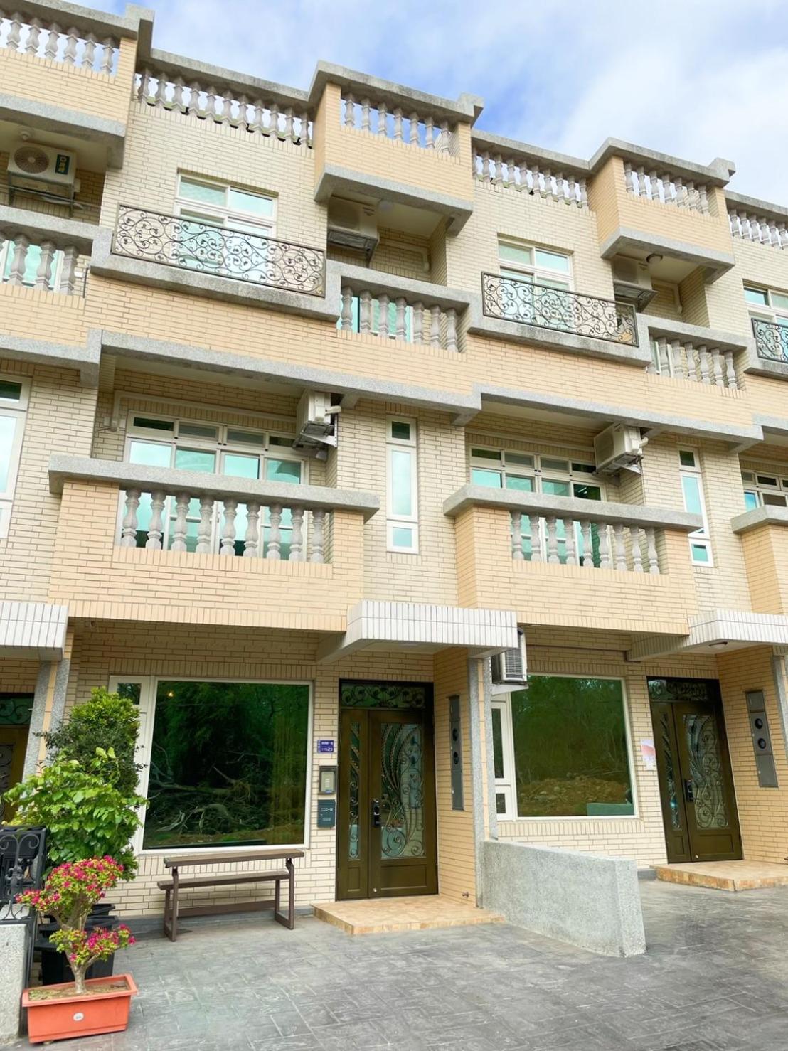 Twin Room With Balcony photo 3