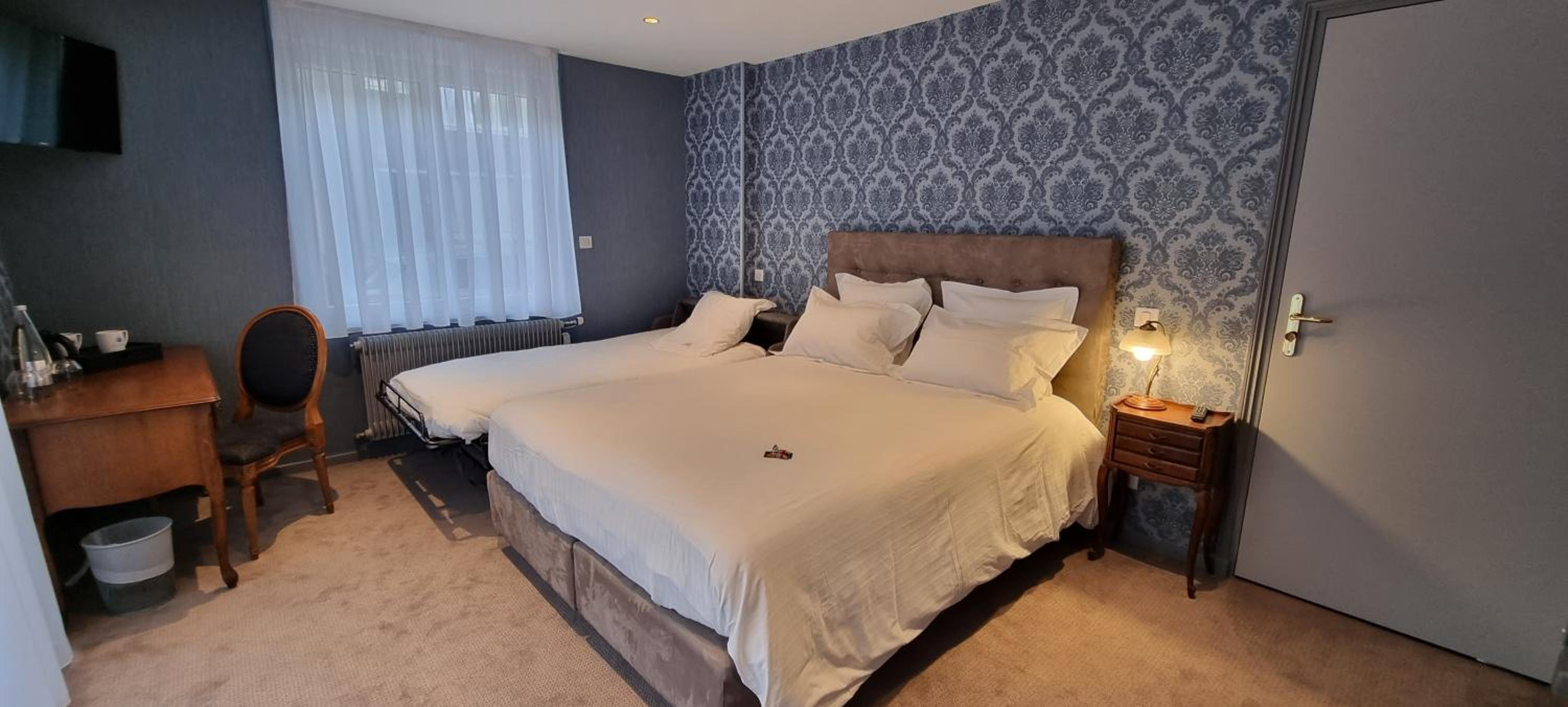 Triple Room with Garden View - Photo 5