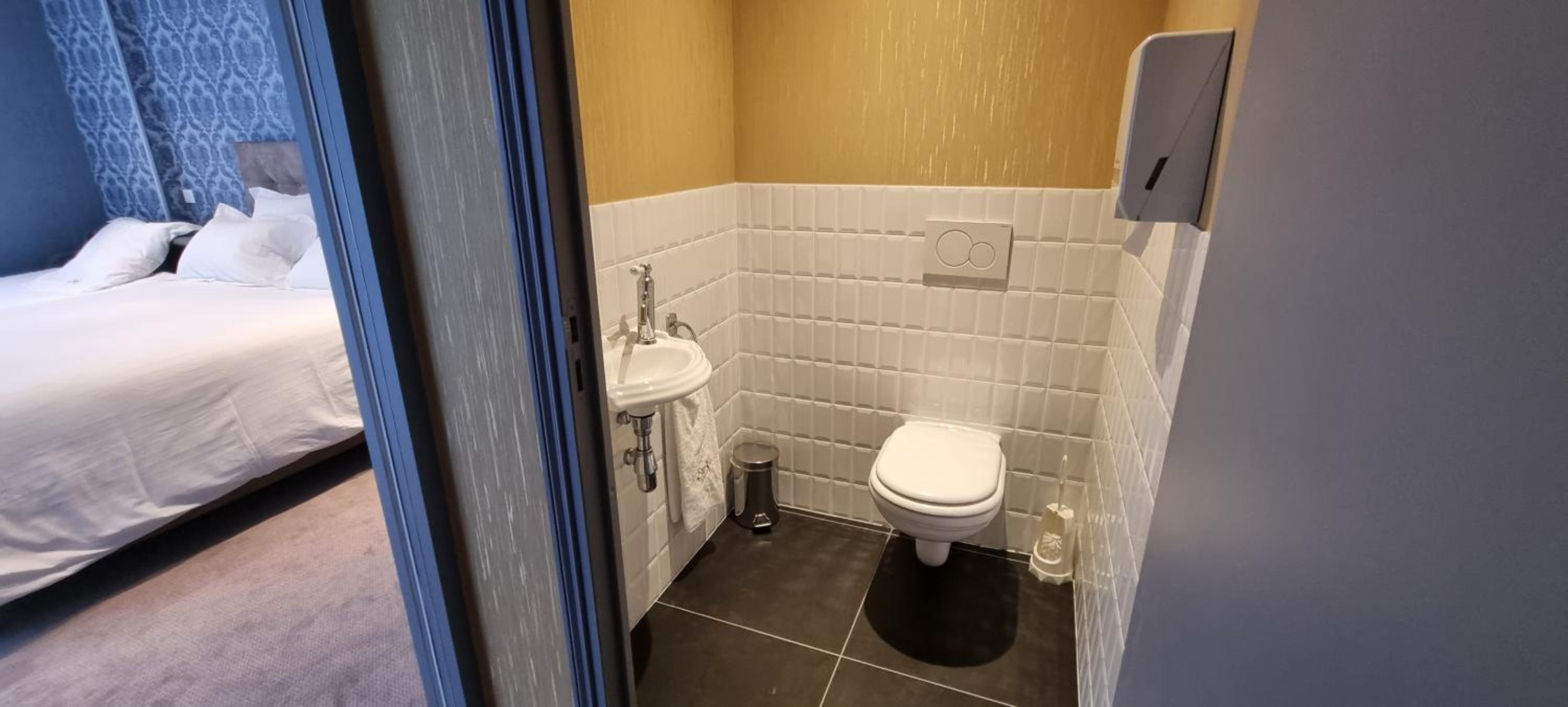 Triple Room with Garden View - Photo 6