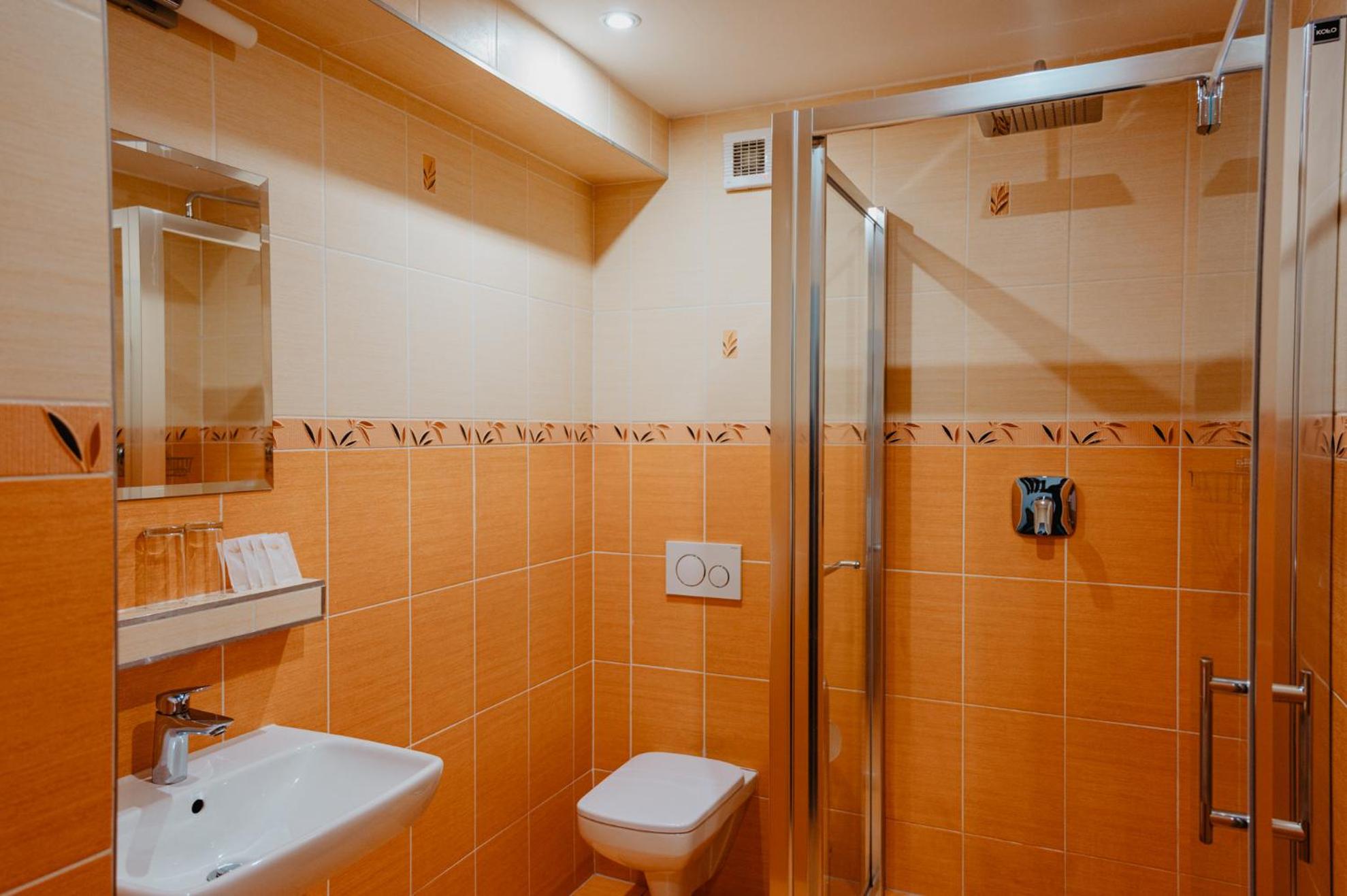 Quadruple Room with Shower photo 2