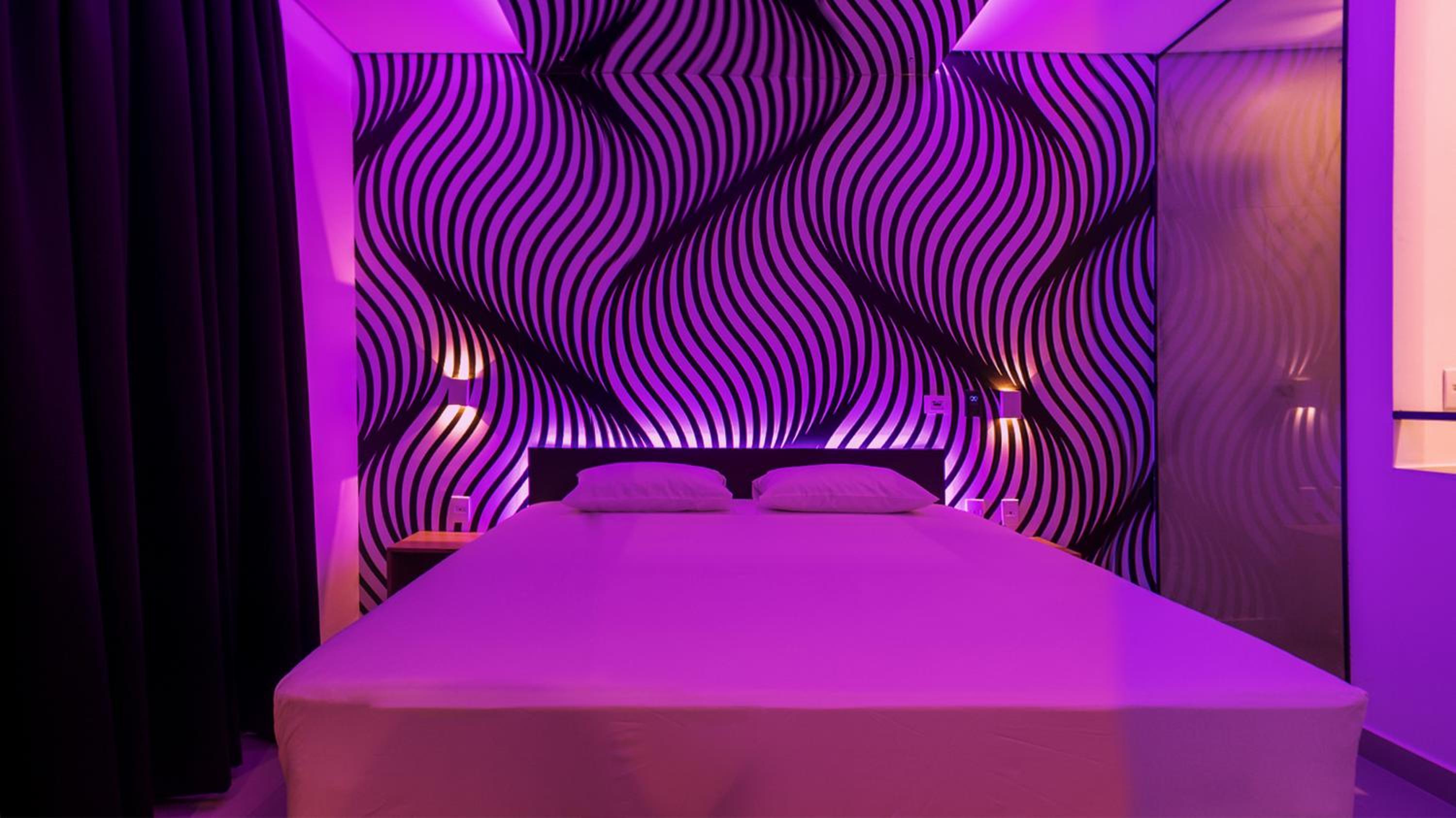 King Suite - Photo 3