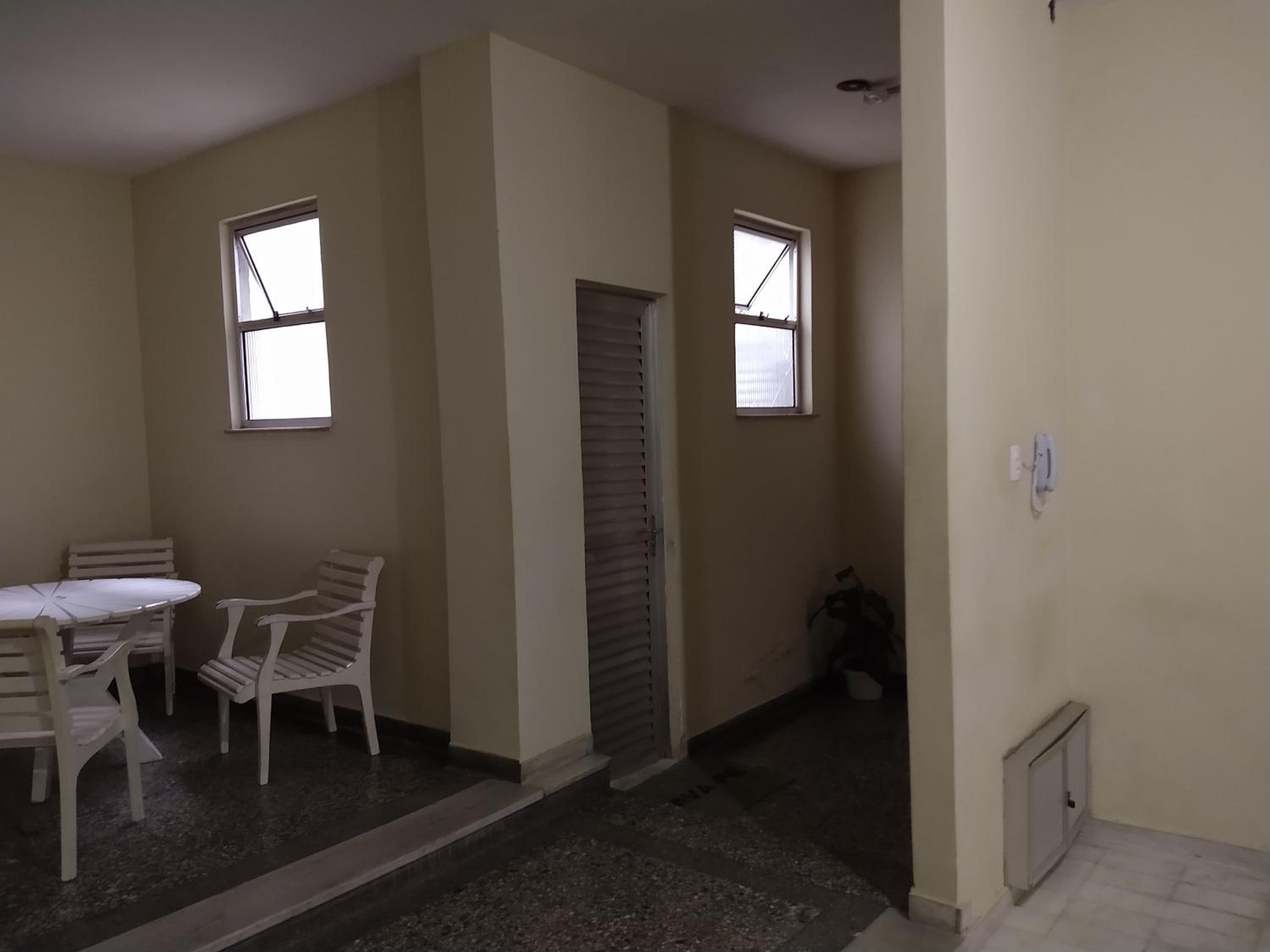 Two-Bedroom Apartment - Photo 1