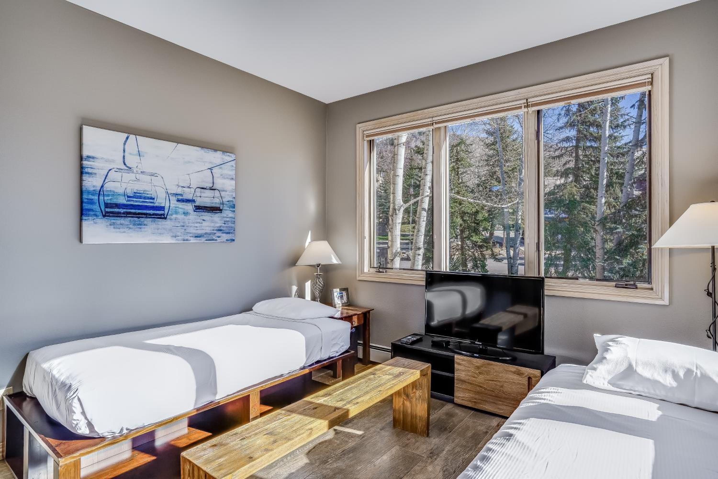Four-Bedroom Vacation Home photo 3