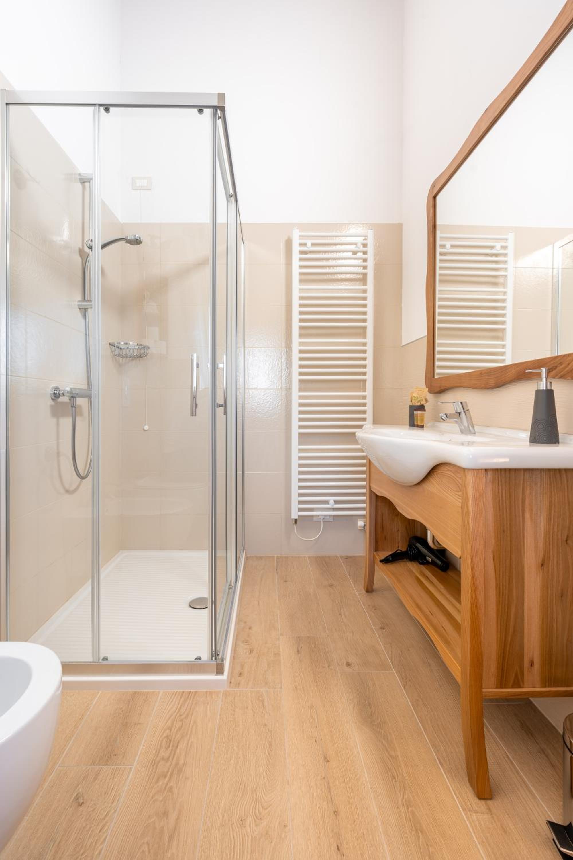 Double Room with Garden View - Photo 13