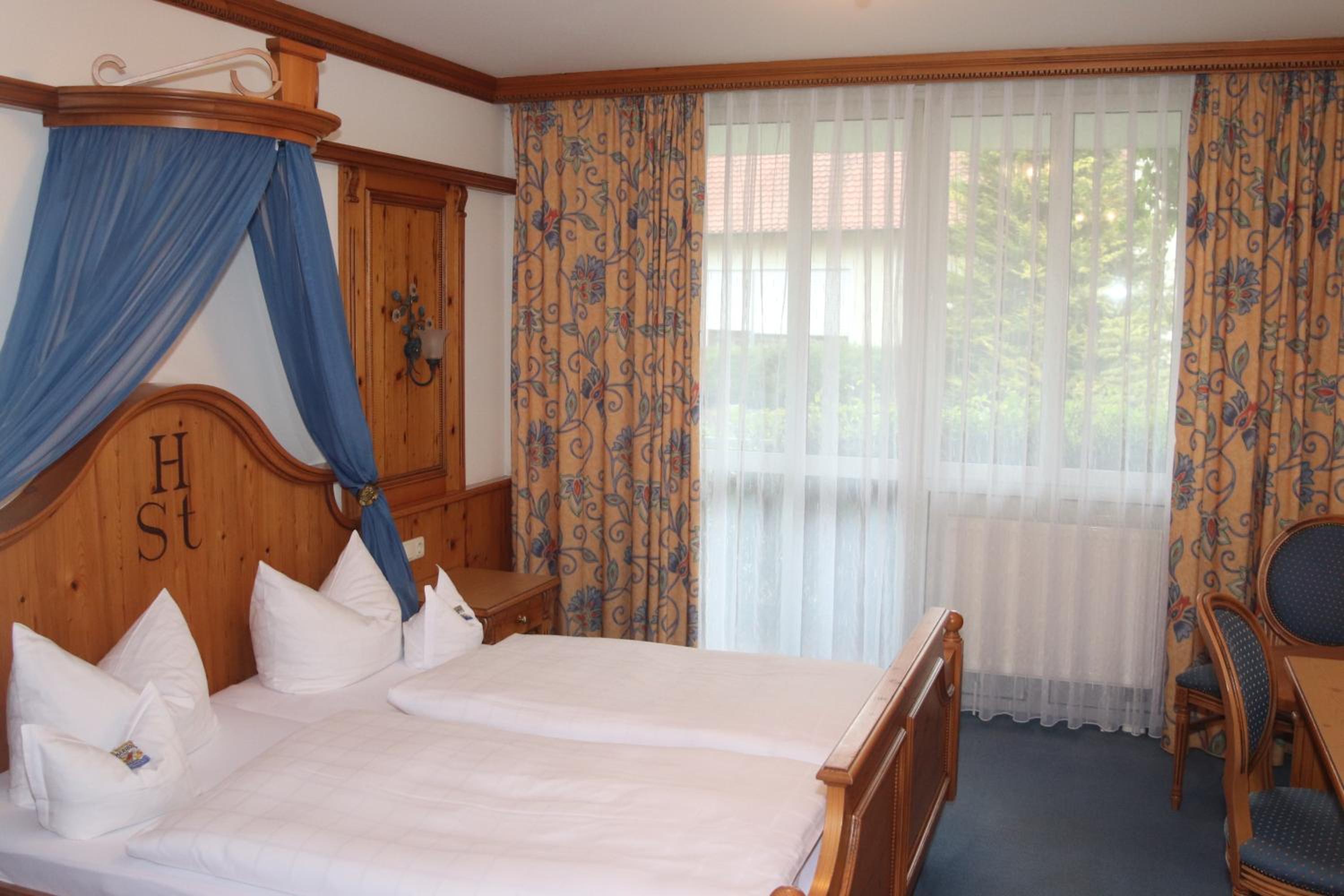 Double Room with Private Bathroom - Photo 1
