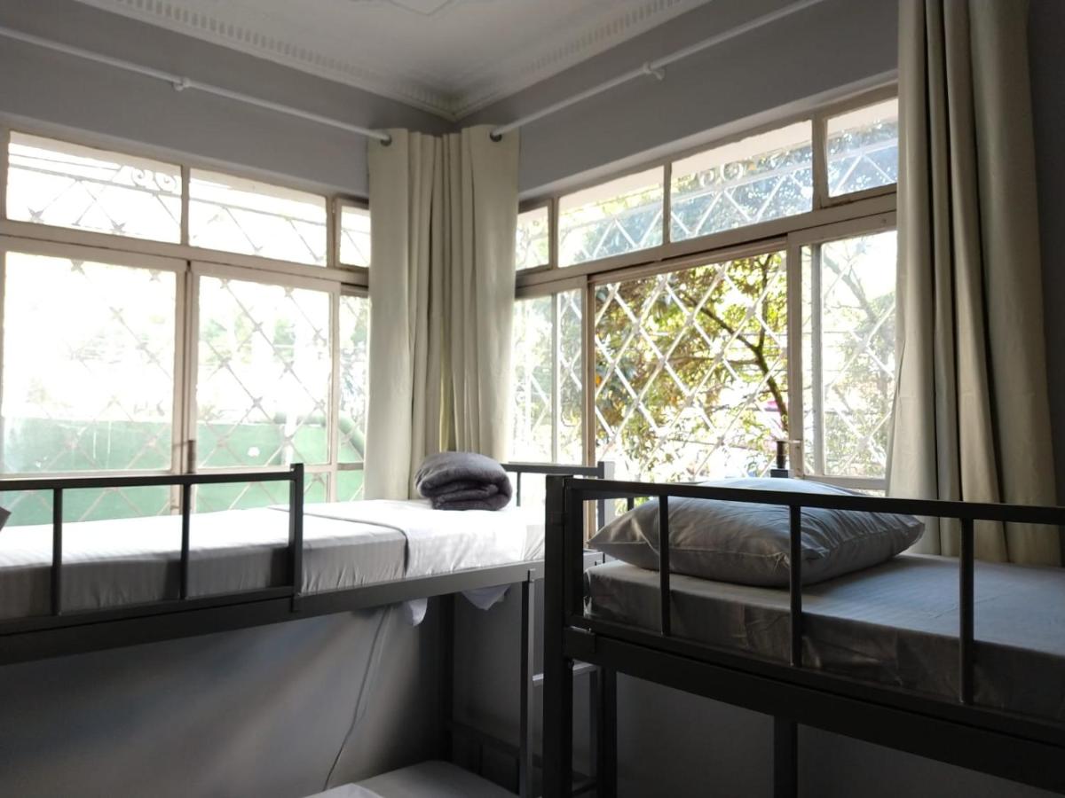 Bunk Bed in Mixed Dormitory Room