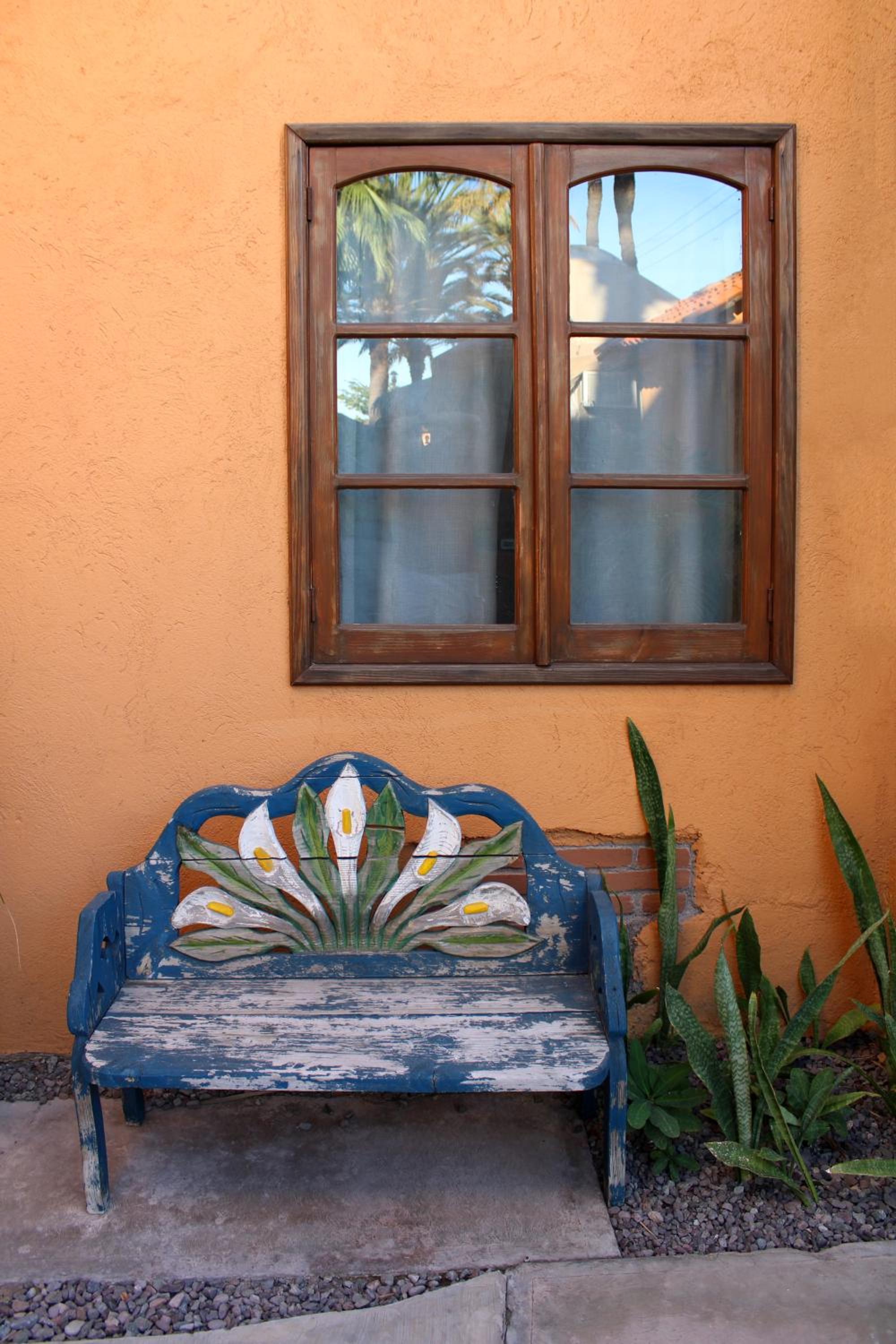 One-Bedroom Cottage - Photo 3