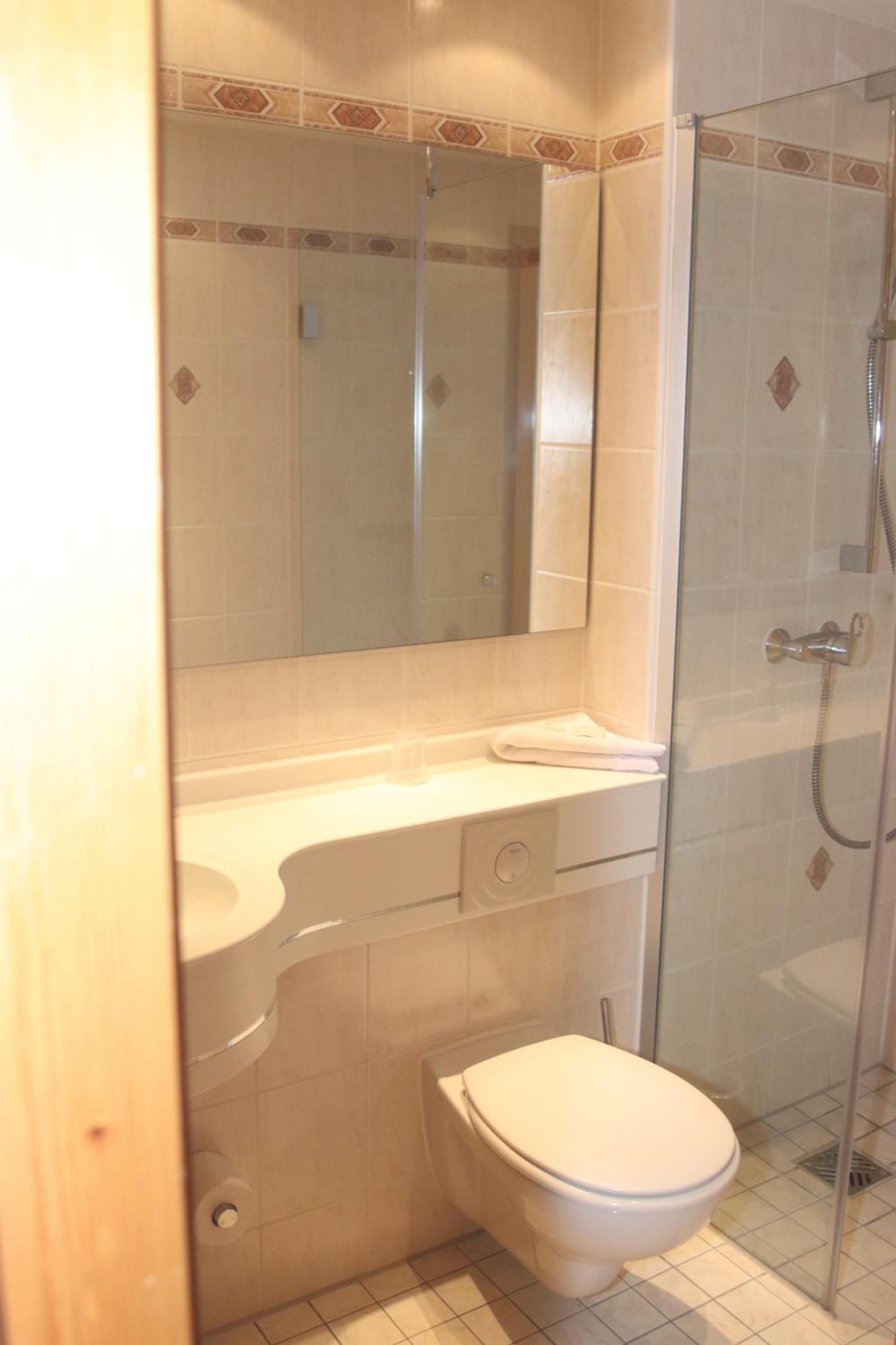 Standard Double Room with Shared Bathroom