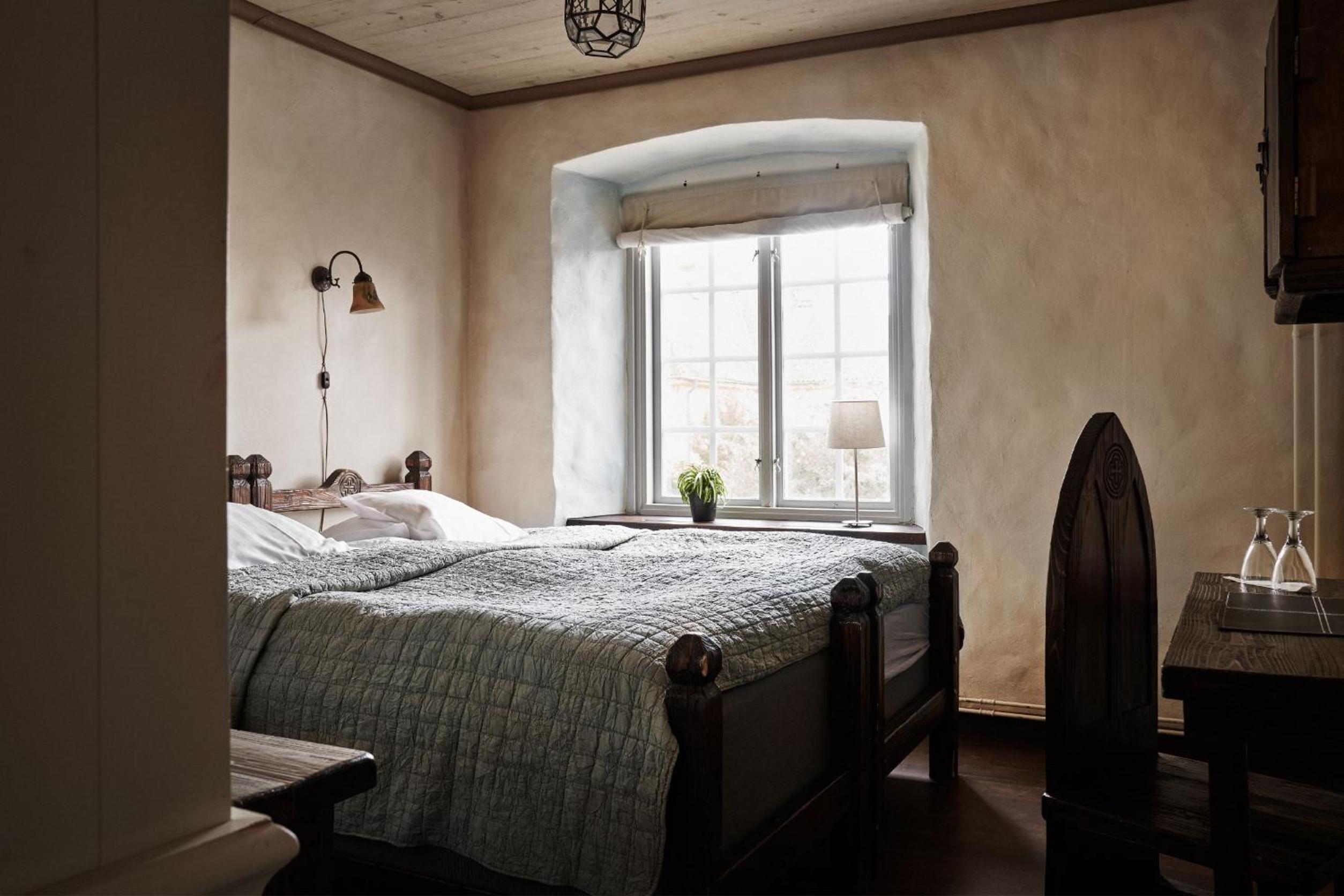 Standard Twin Room/Double Room  - Photo 7