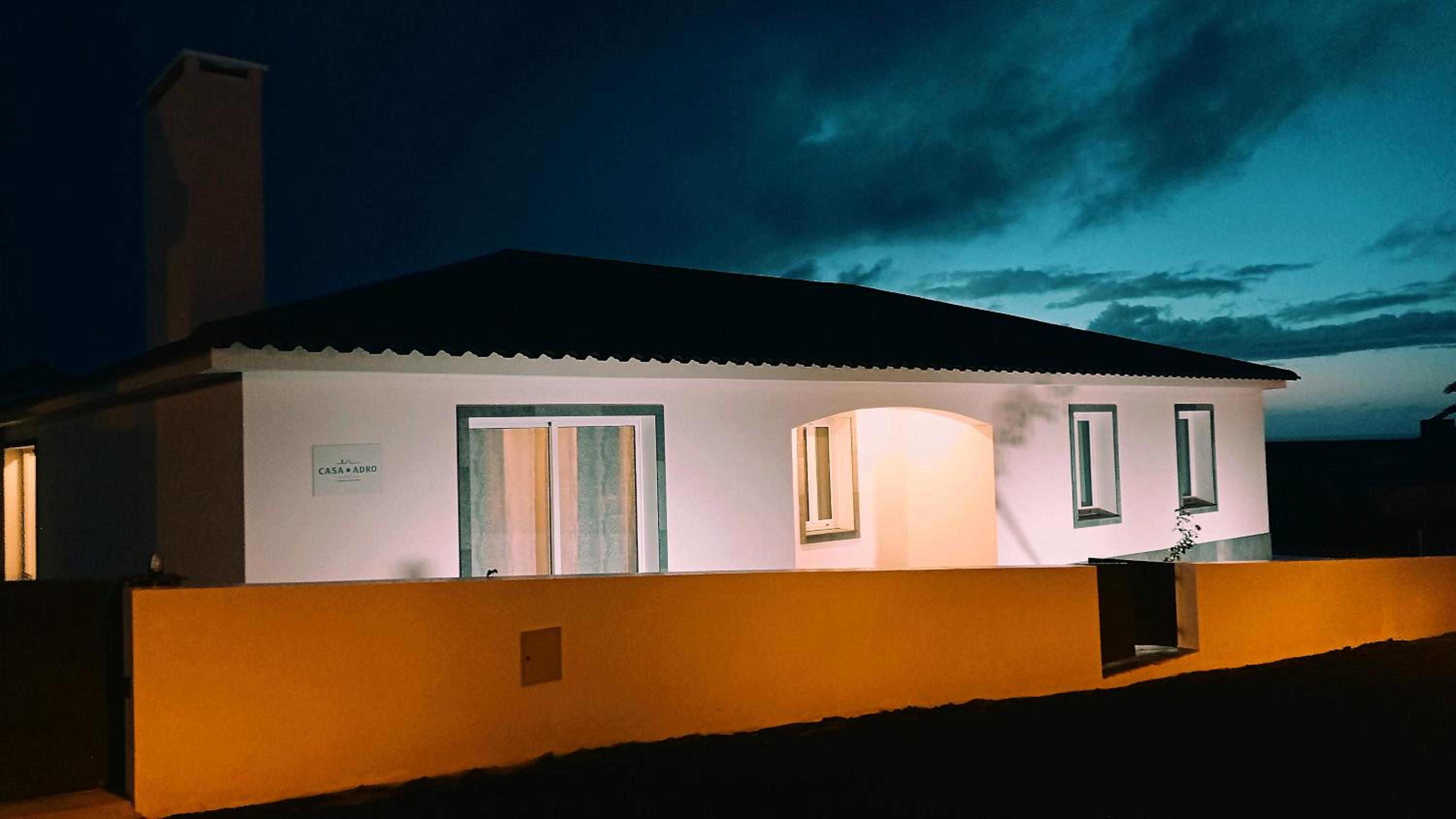 Four-Bedroom House photo 2