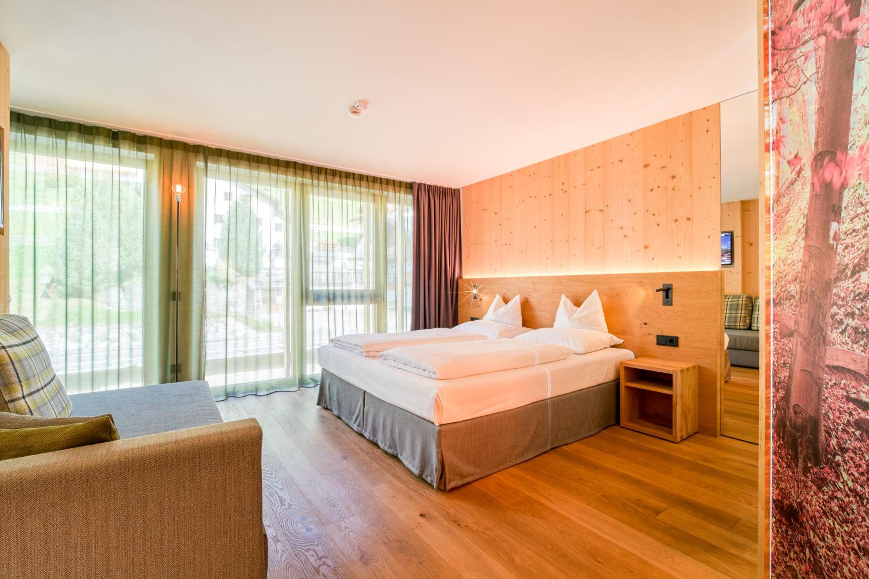 Premium Double or Twin Room photo 1