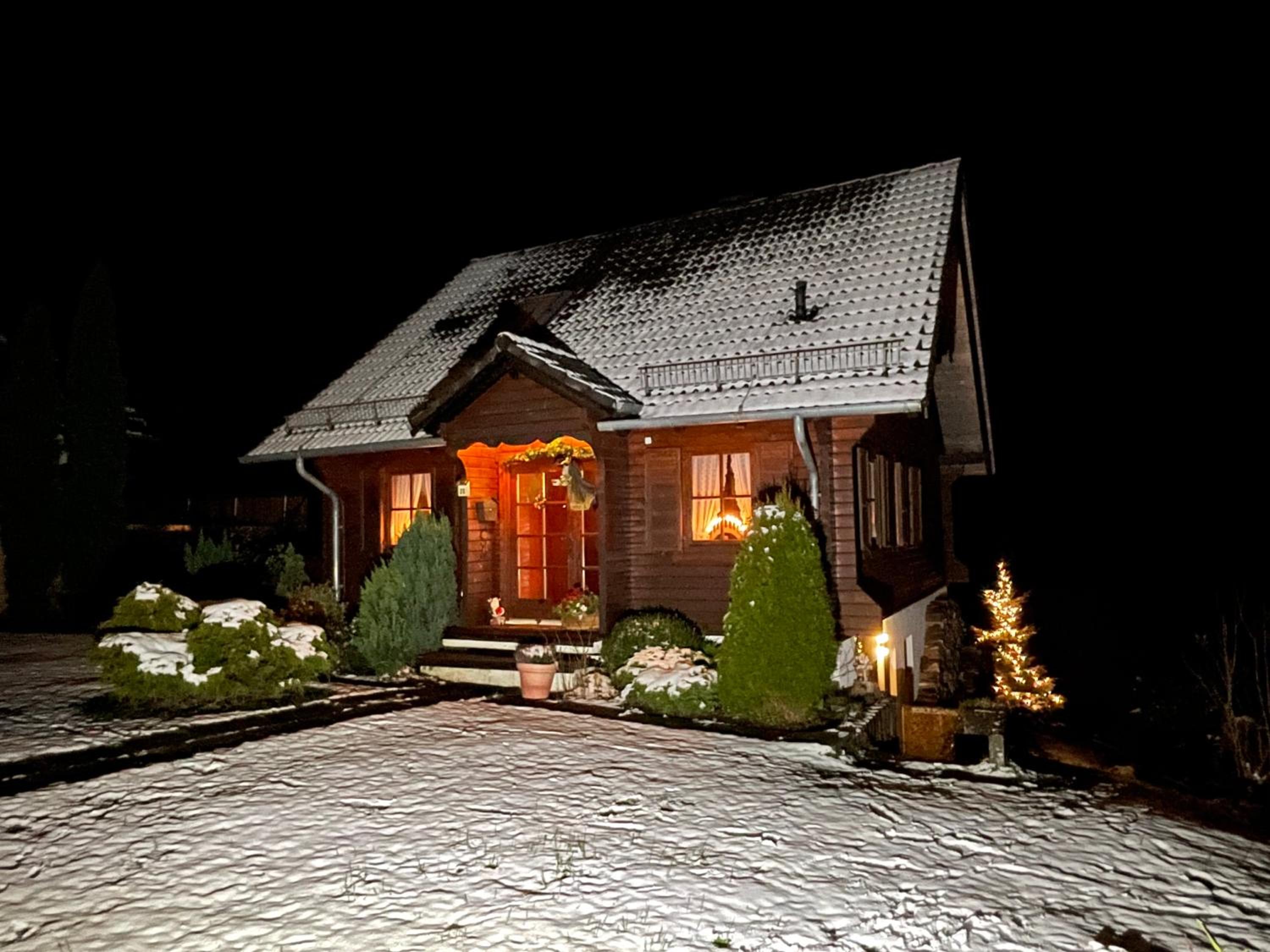 Four-Bedroom House photo 2
