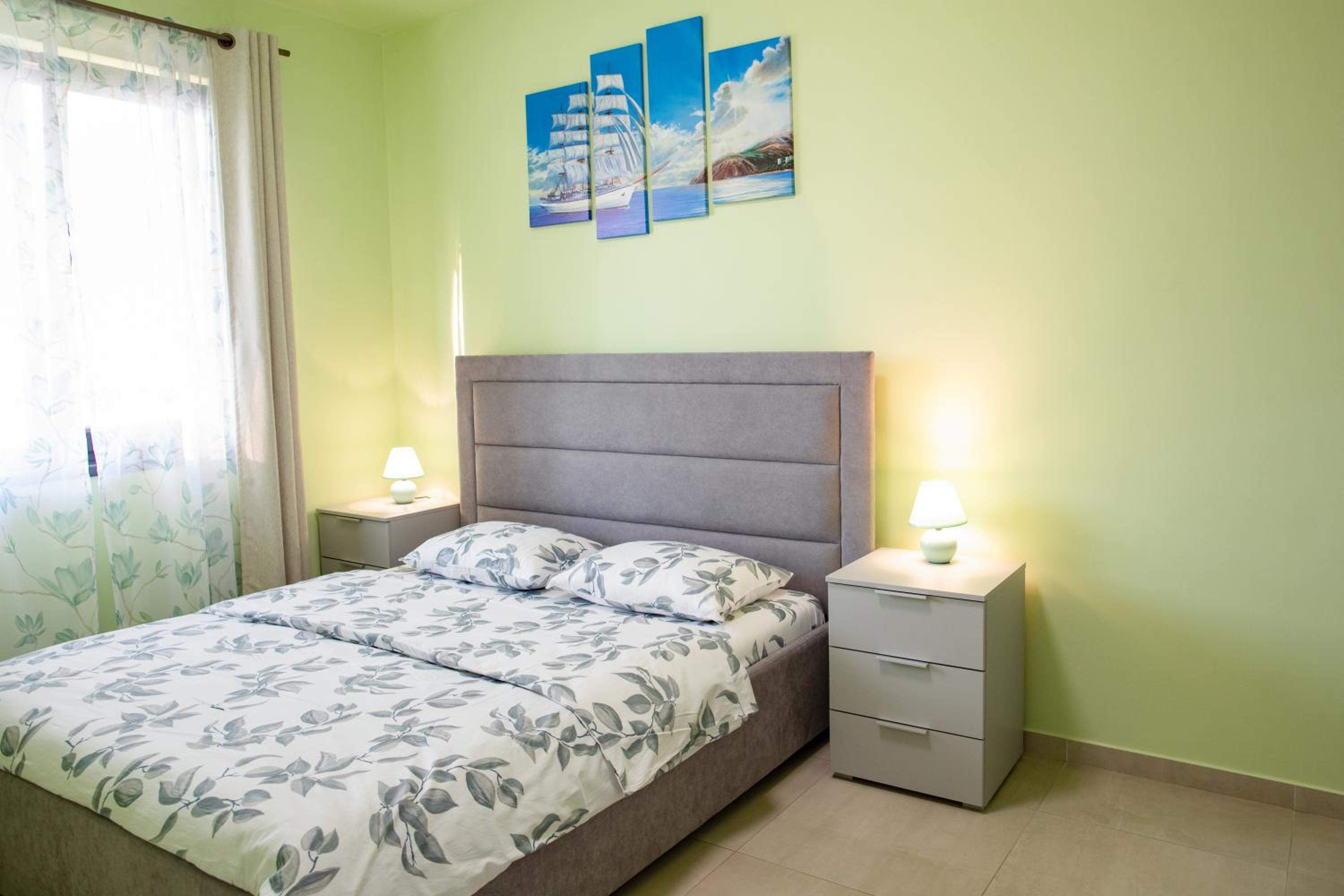 Two-Bedroom Apartment - Photo 36