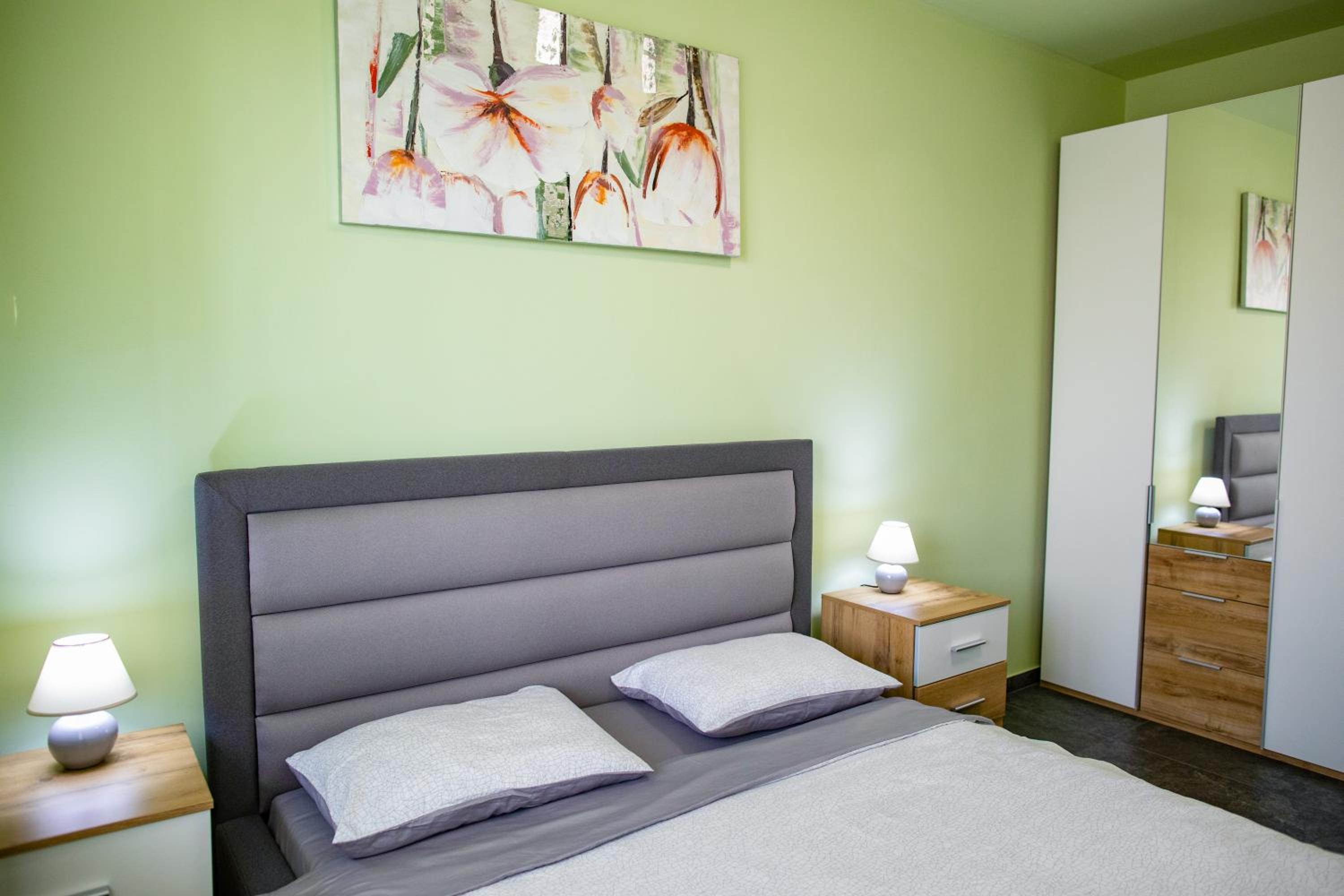 Two-Bedroom Apartment - Photo 16
