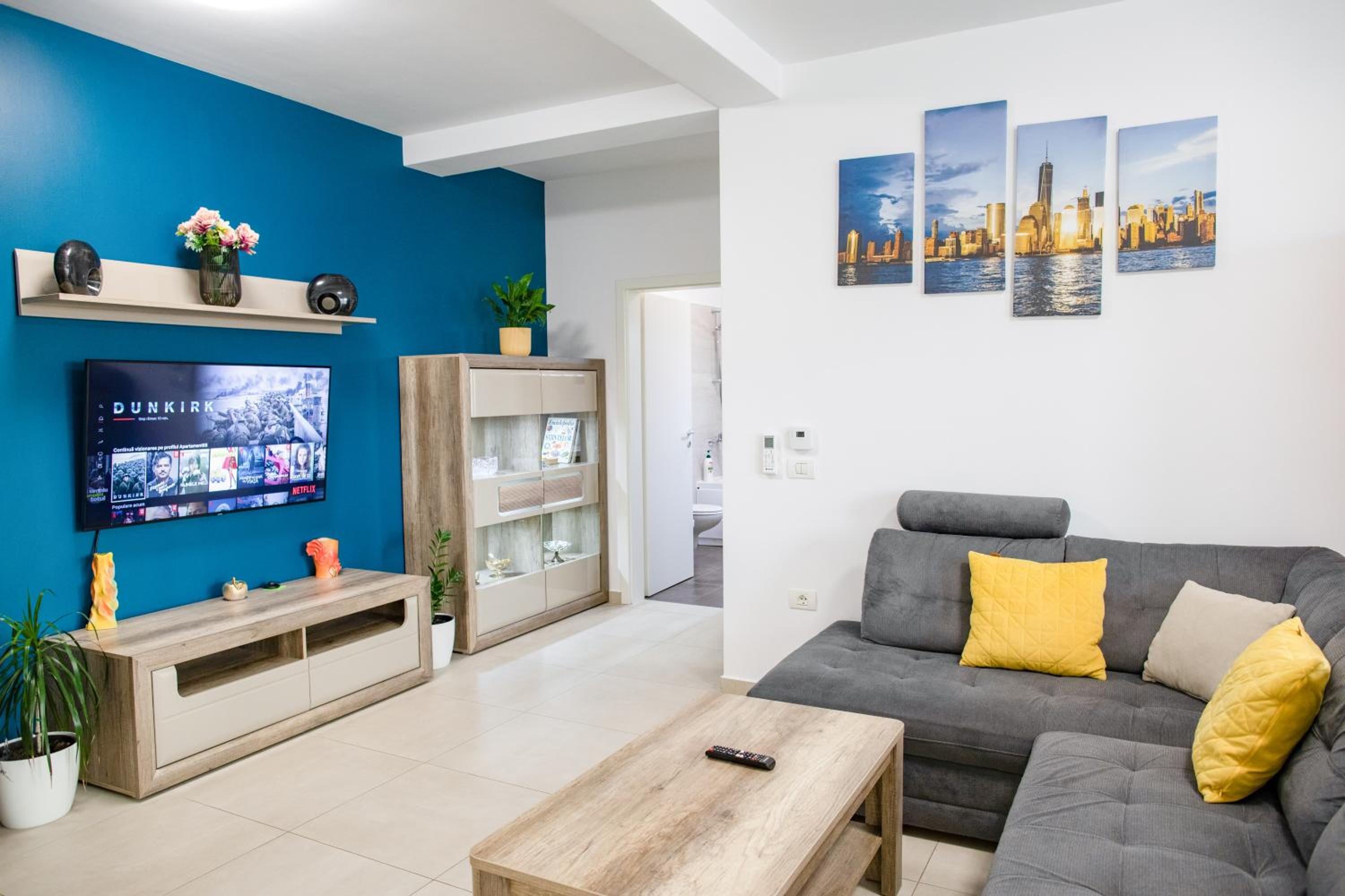Two-Bedroom Apartment - Photo 32