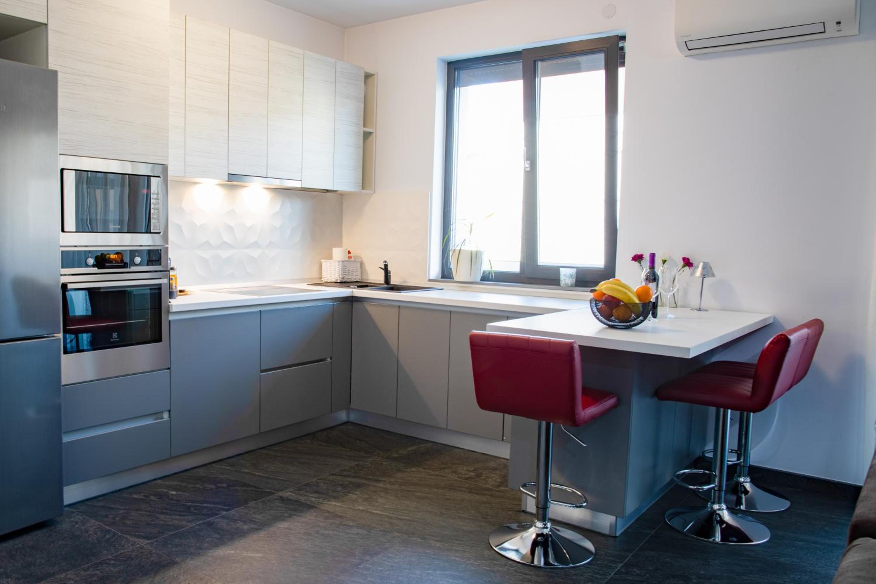 One-Bedroom Apartment - Photo 19