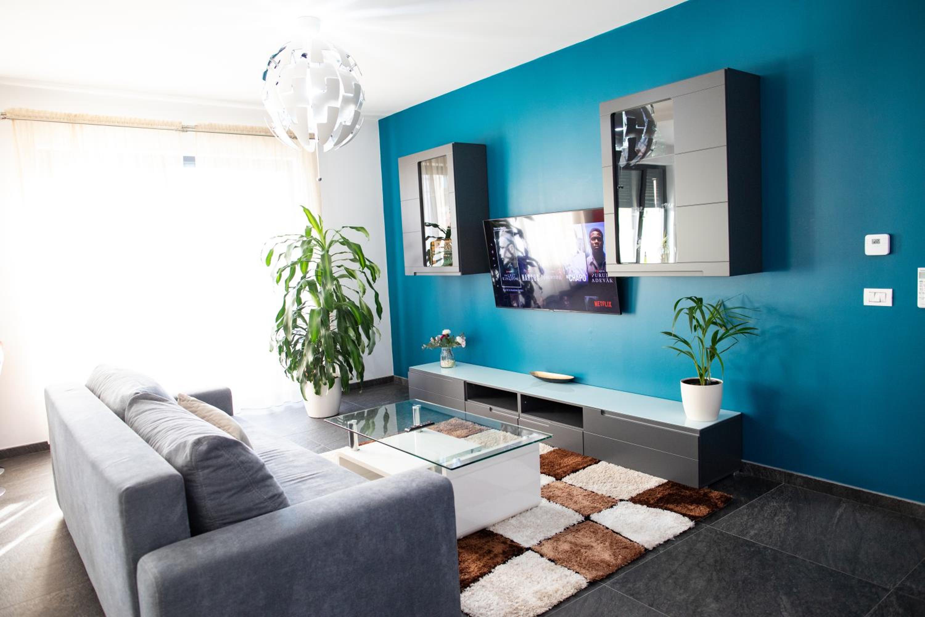 One-Bedroom Apartment - Photo 20