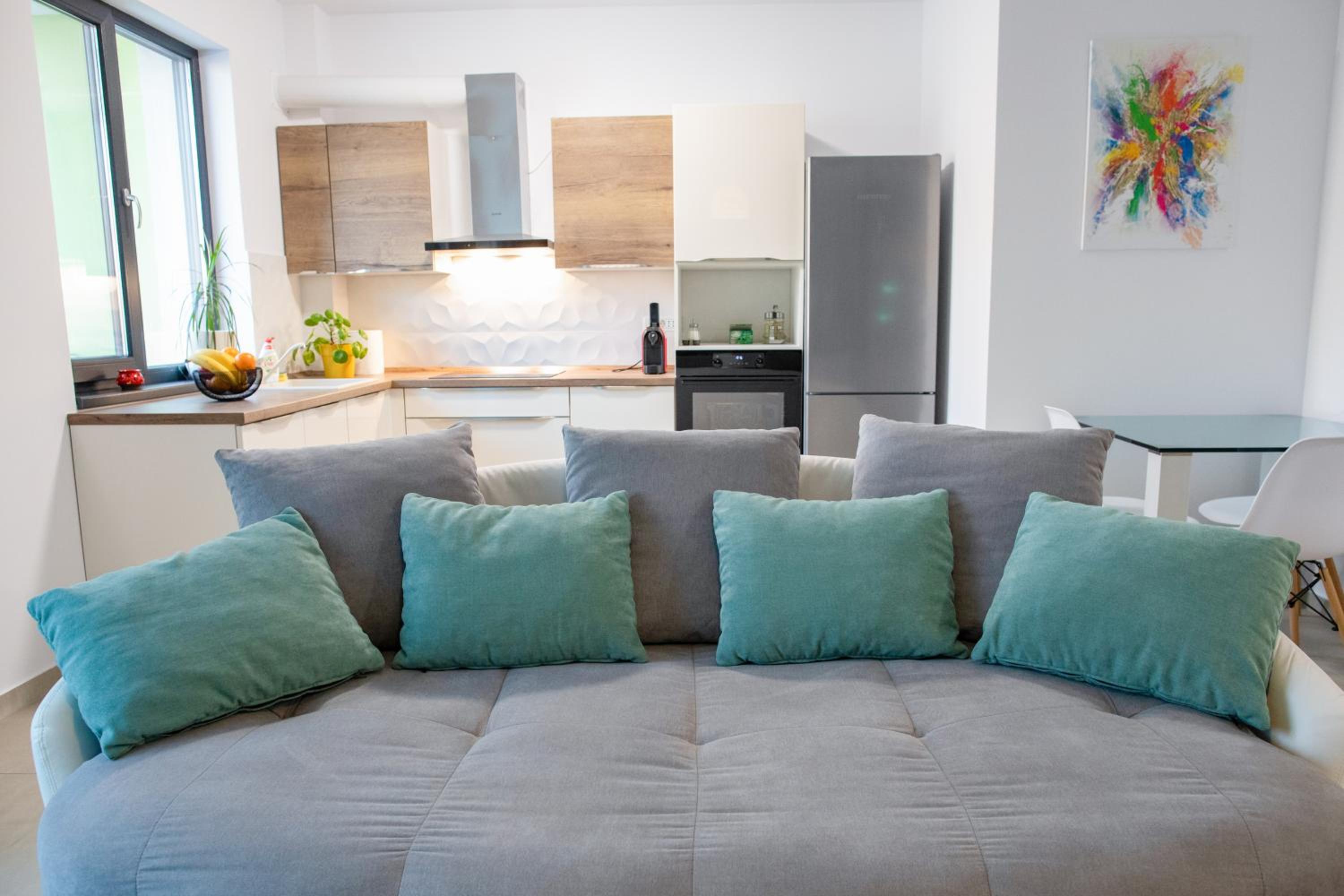 One-Bedroom Apartment - Photo 31