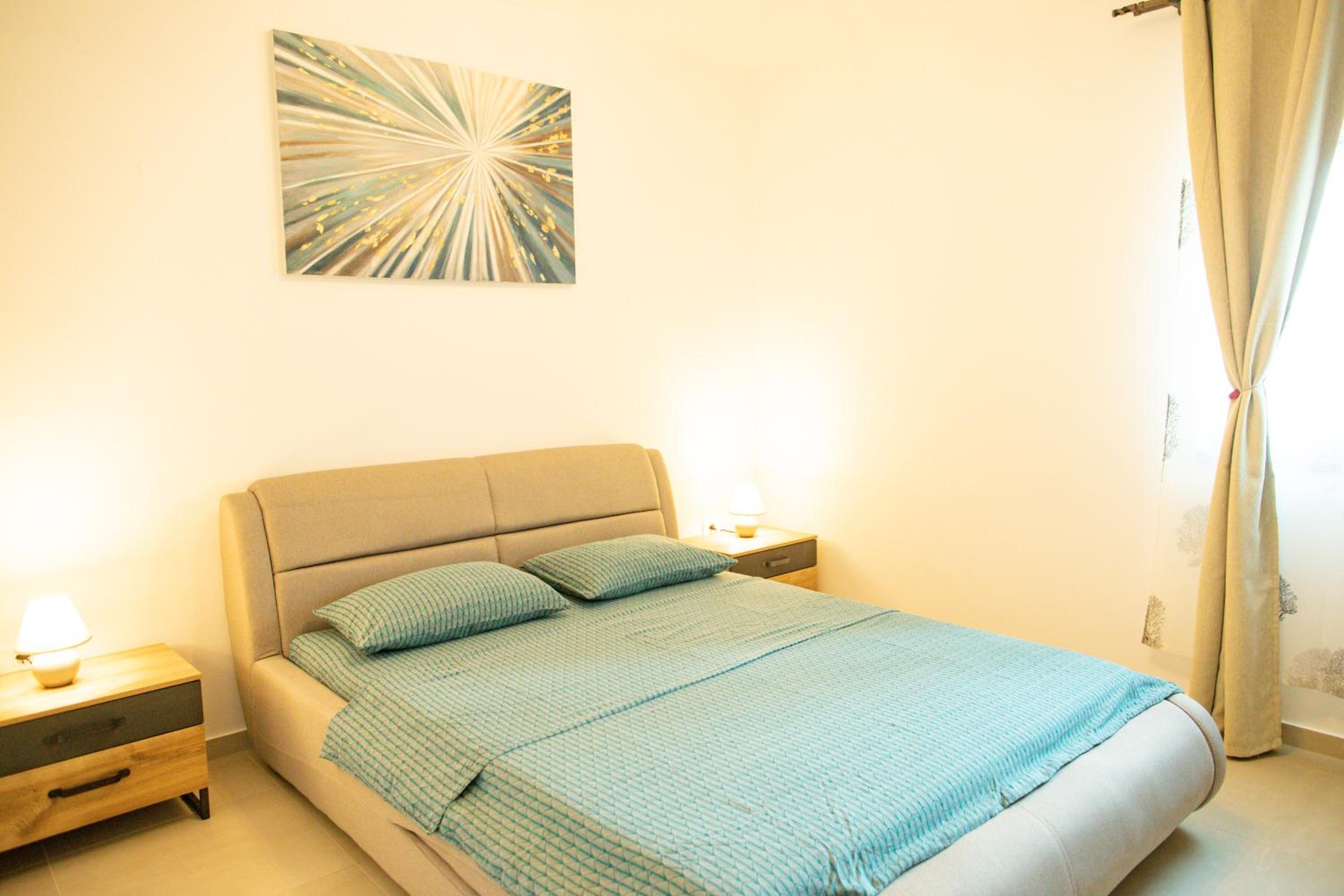 One-Bedroom Apartment - Photo 35